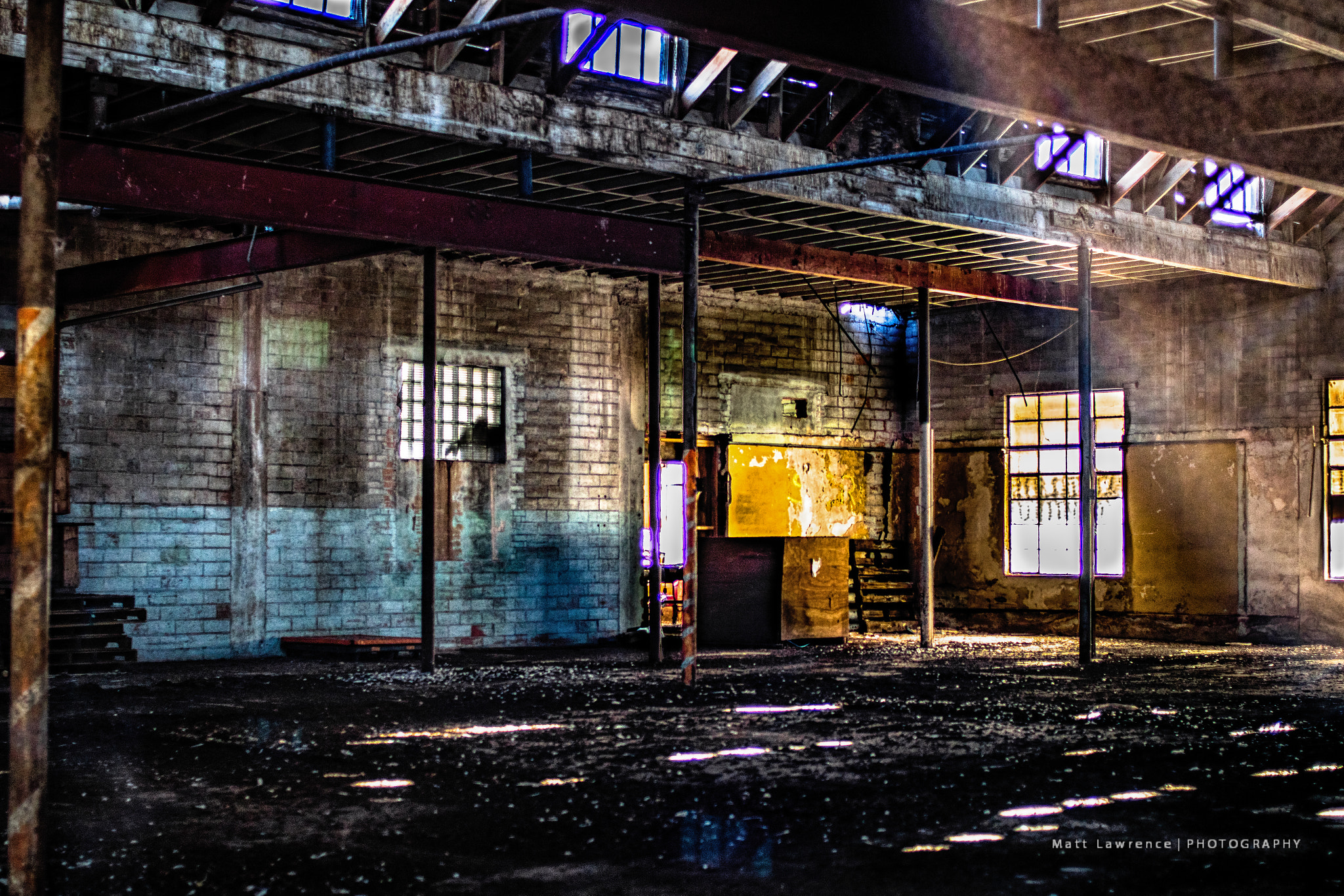 Canon EOS 7D Mark II sample photo. Abandoned downtown photography