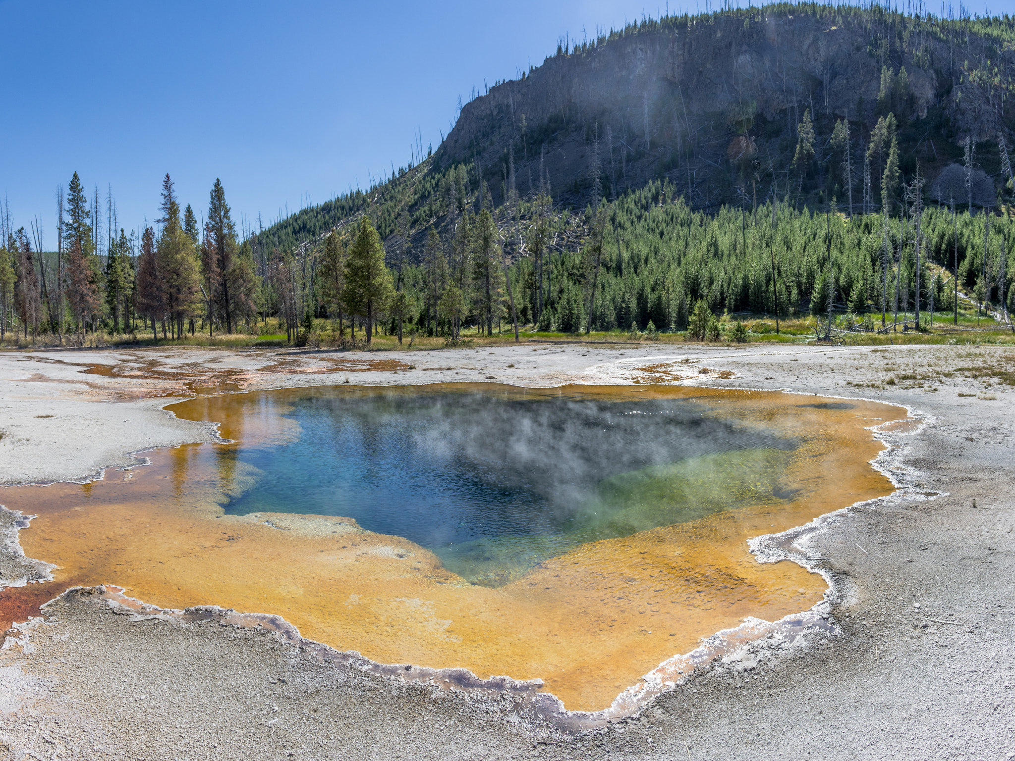 Pentax K-5 + Pentax smc DA 17-70mm F4.0 AL (IF) SDM sample photo. Yellowstone hotspot photography