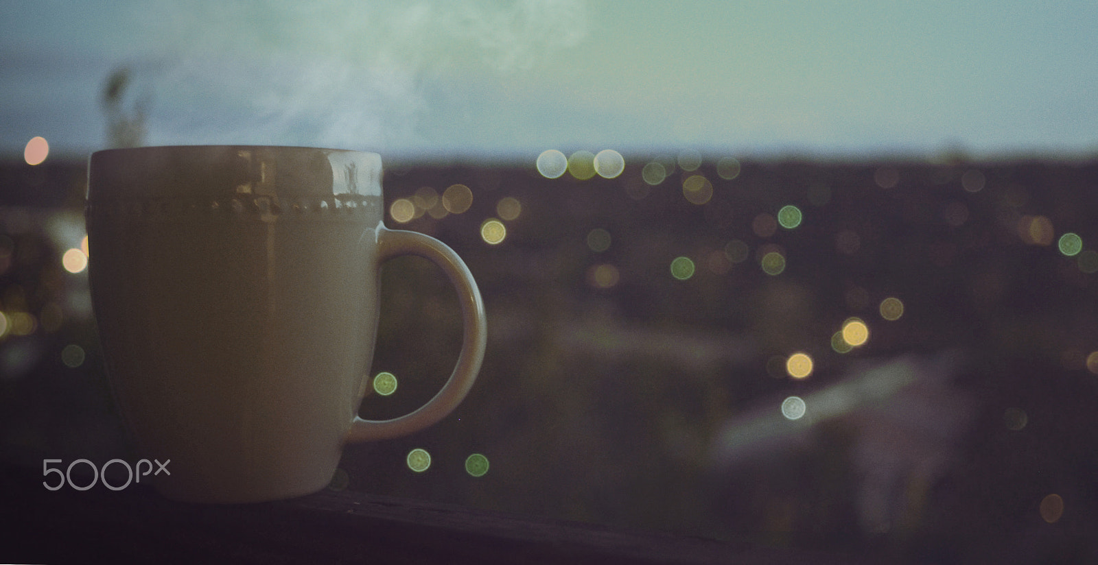 AF Nikkor 28mm f/2.8 sample photo. Coffee at dusk photography