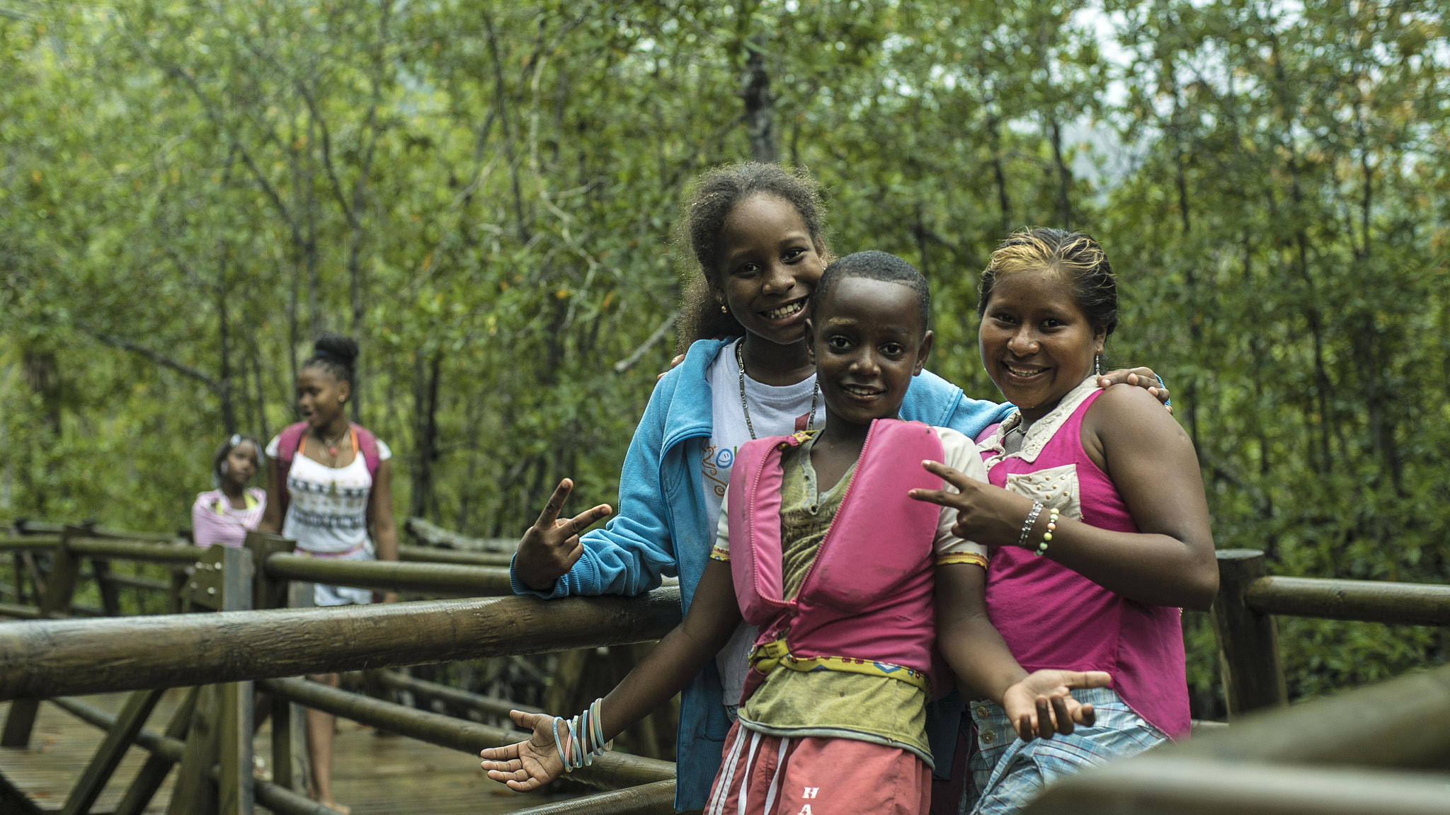 Sony a7S sample photo. Girls from nuquí photography