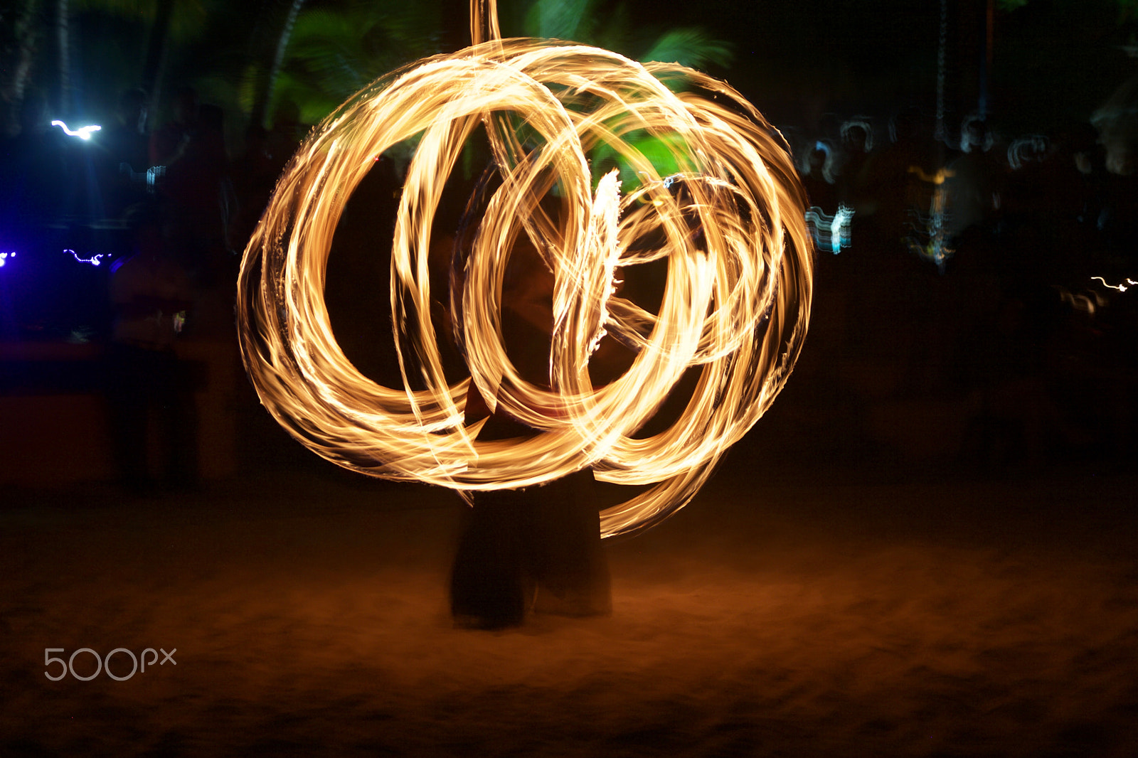 Canon EOS 400D (EOS Digital Rebel XTi / EOS Kiss Digital X) sample photo. Playing with fire! photography