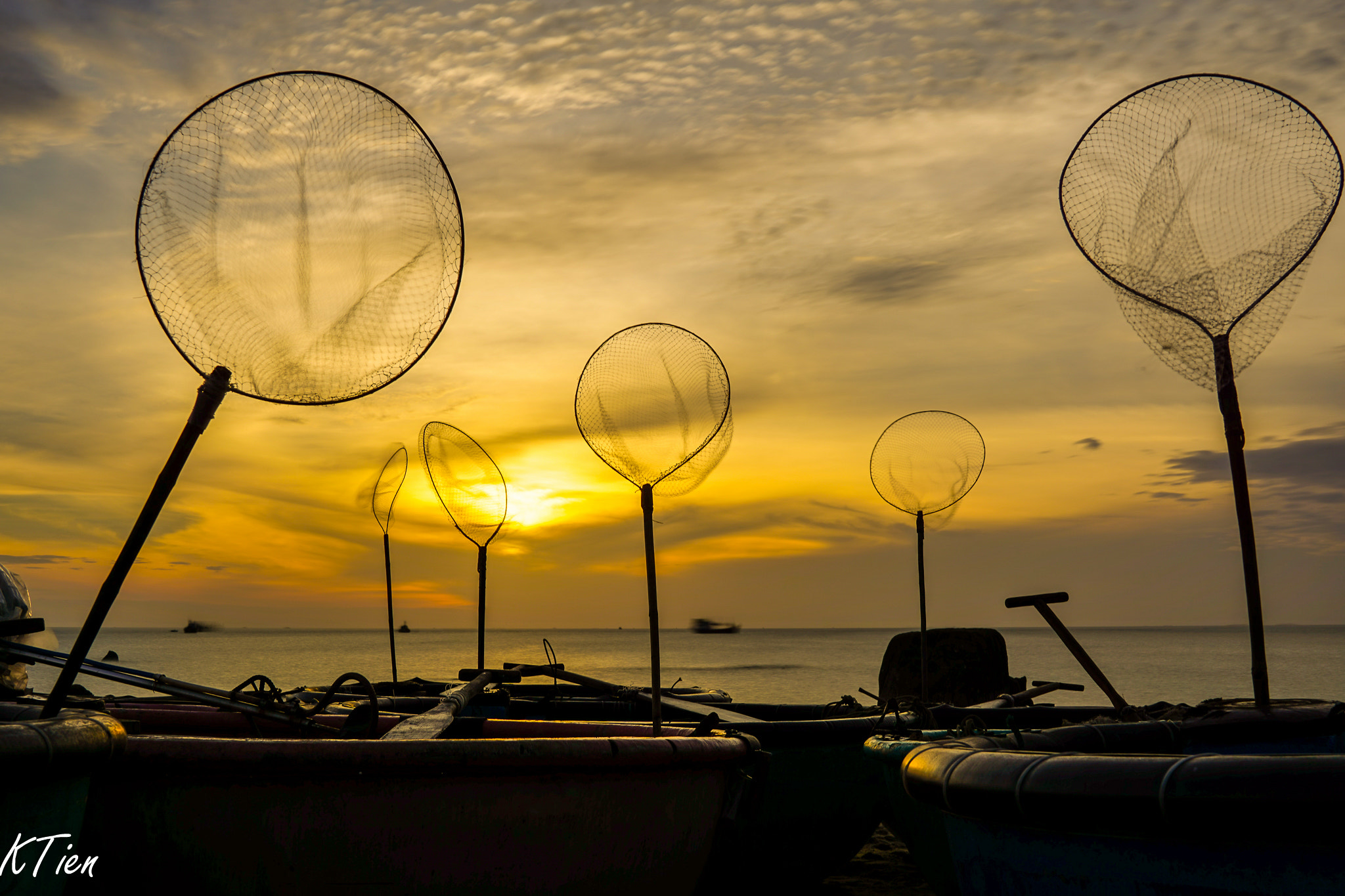 Sony a6000 + Sony FE 24-70mm F2.8 GM sample photo. Sunrise on fishing nets photography