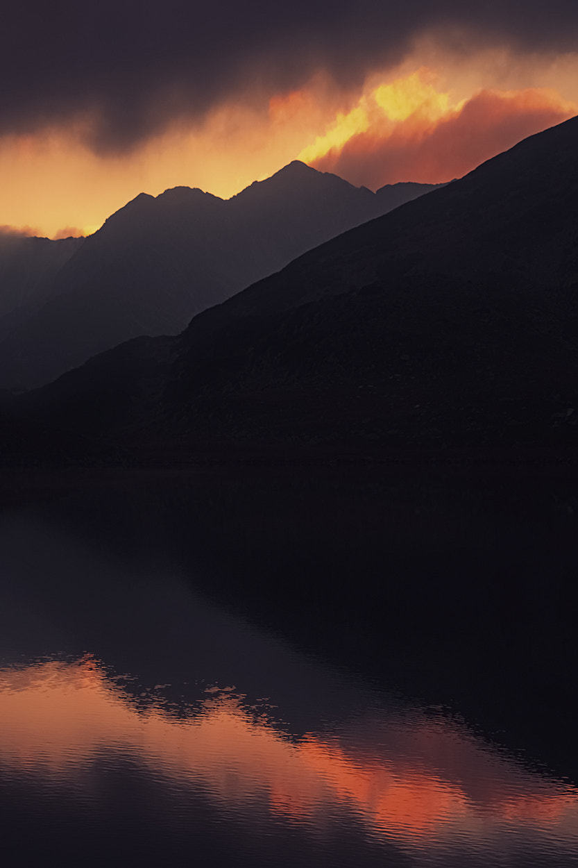 Olympus PEN E-P1 sample photo. Fire in the sky photography