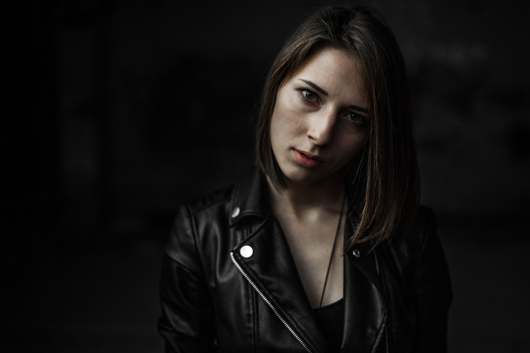 Nikon D700 + Sigma 50mm F1.4 EX DG HSM sample photo. К сердцу платок, камень на шею photography