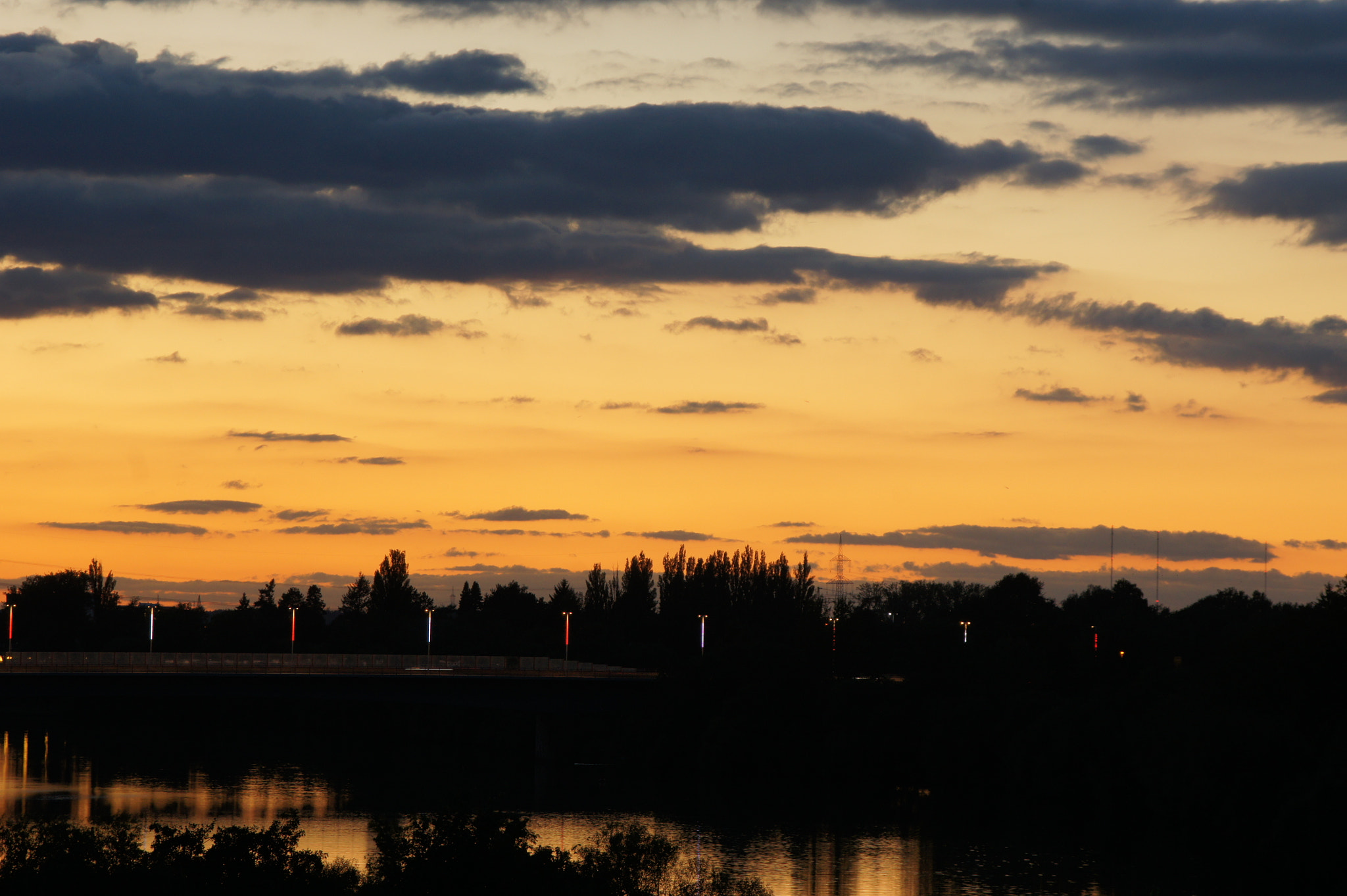 Sony Alpha DSLR-A450 sample photo. Autumn is coming photography