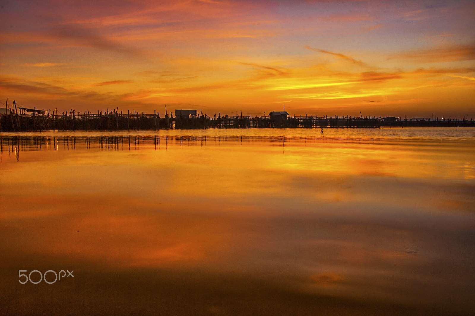 Canon EOS 600D (Rebel EOS T3i / EOS Kiss X5) sample photo. Sunrise photography