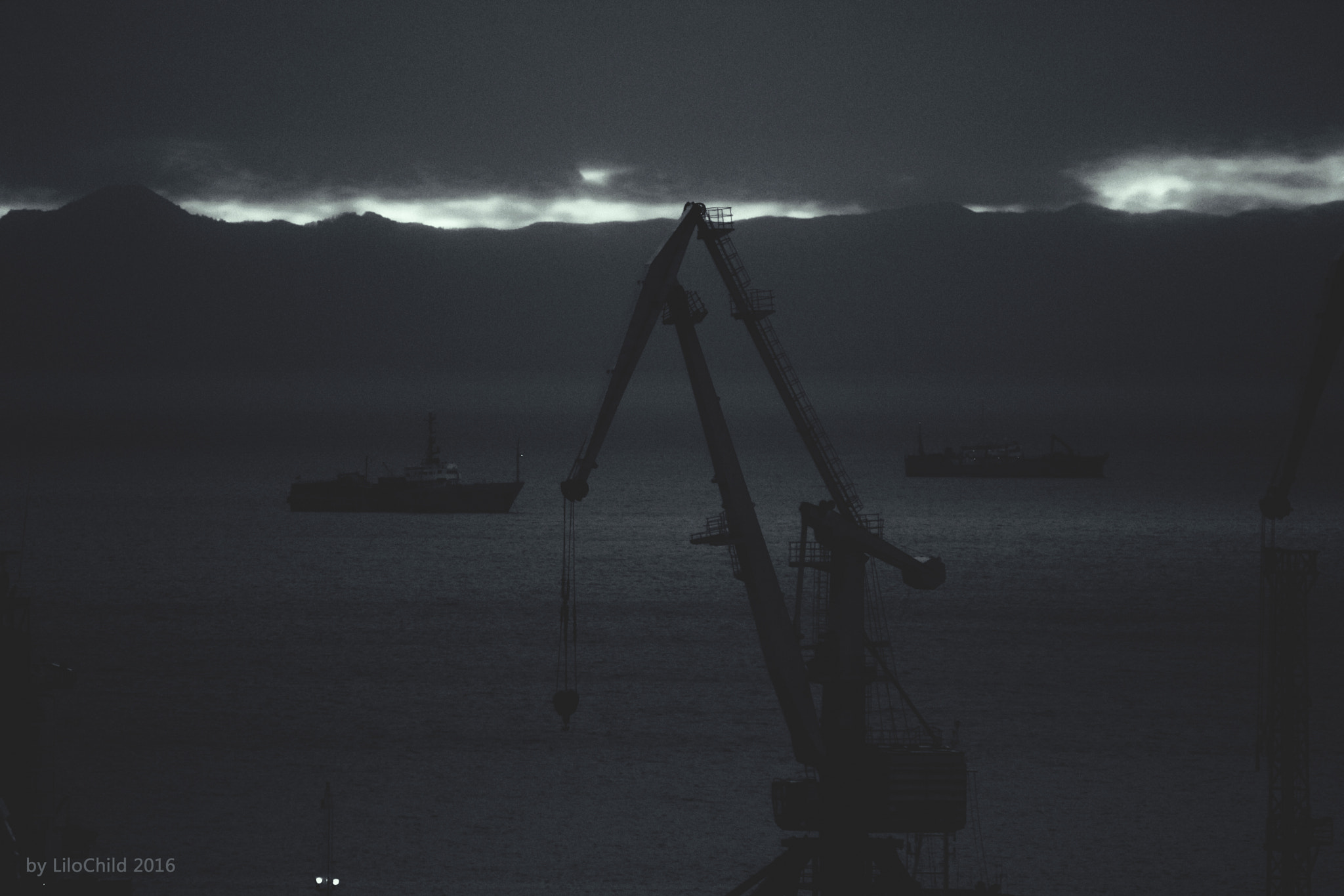 Tamron SP 35mm F1.8 Di VC USD sample photo. Harbor photography