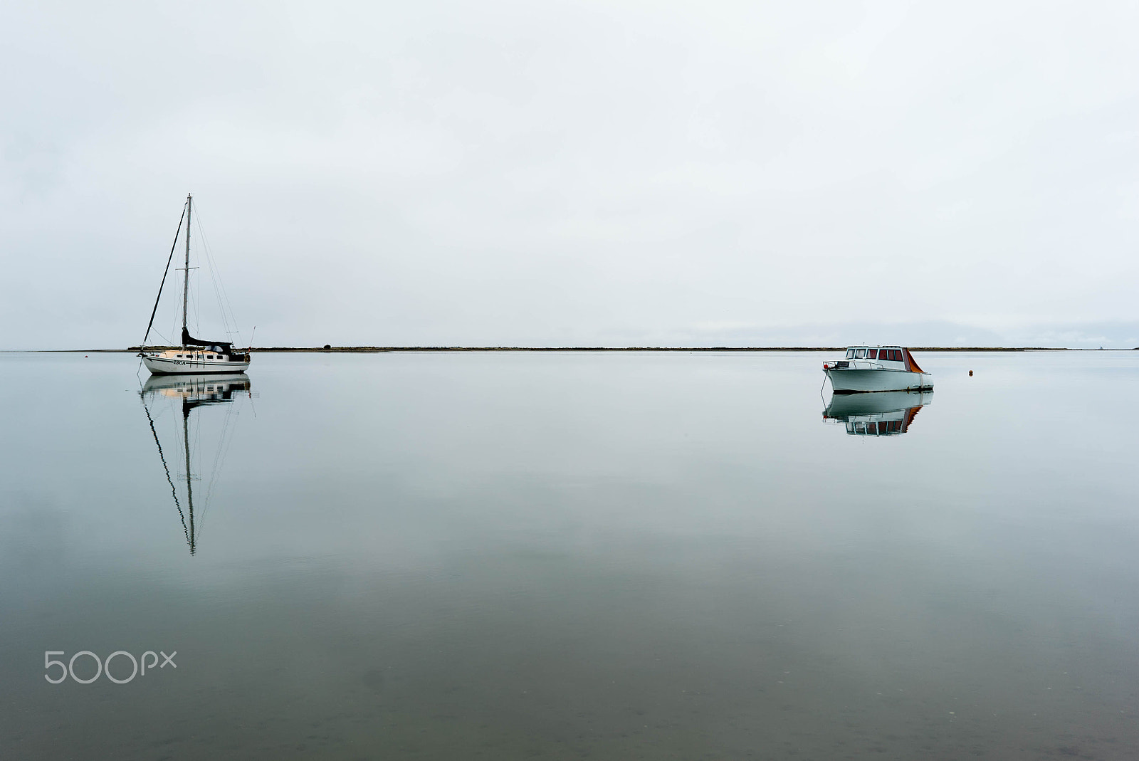 Sony a7S + Sony Sonnar T* FE 35mm F2.8 ZA sample photo. Stillness photography