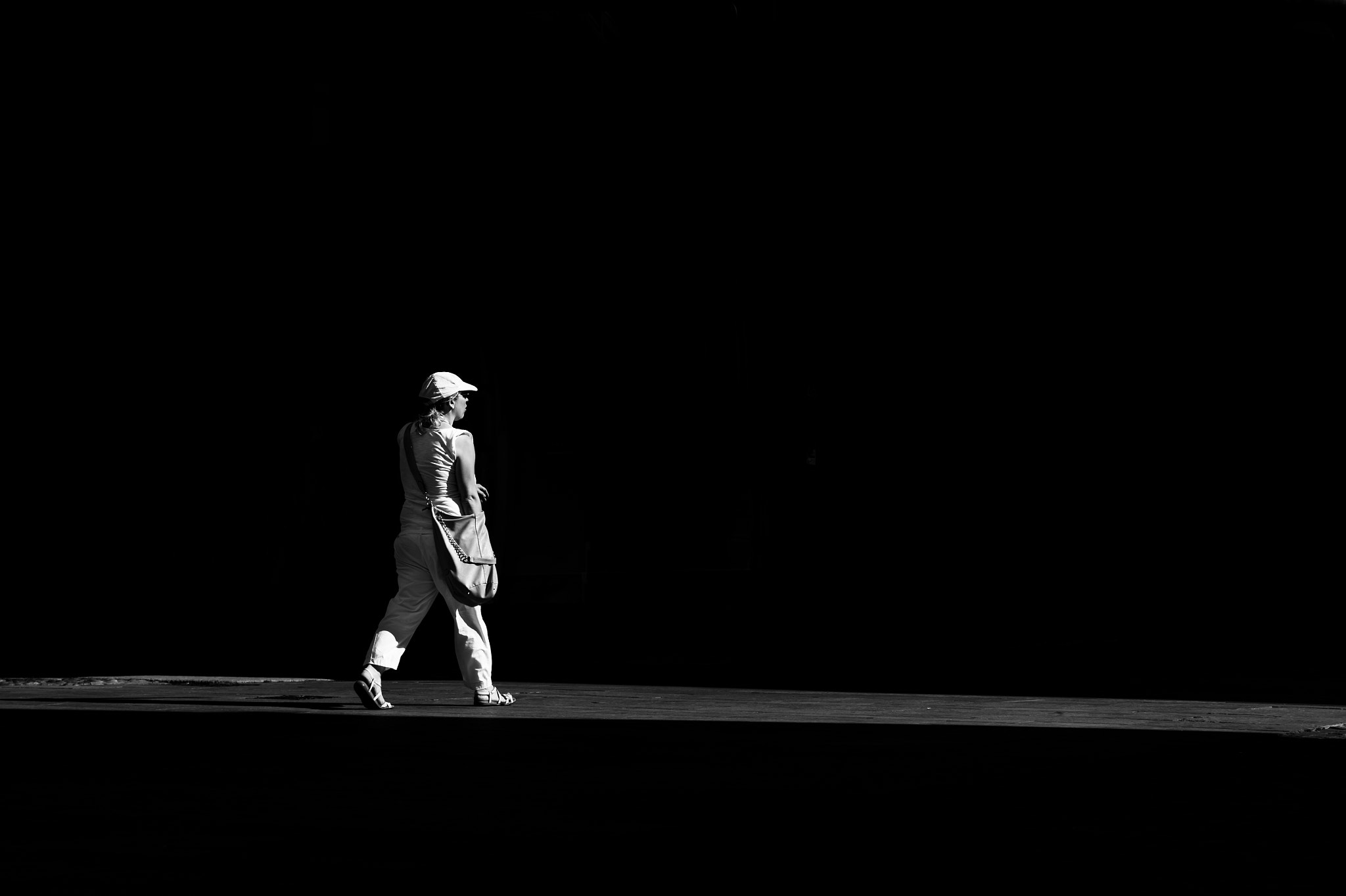 Sigma 70-200mm F2.8 EX DG OS HSM sample photo. Sword of light in the darkness photography