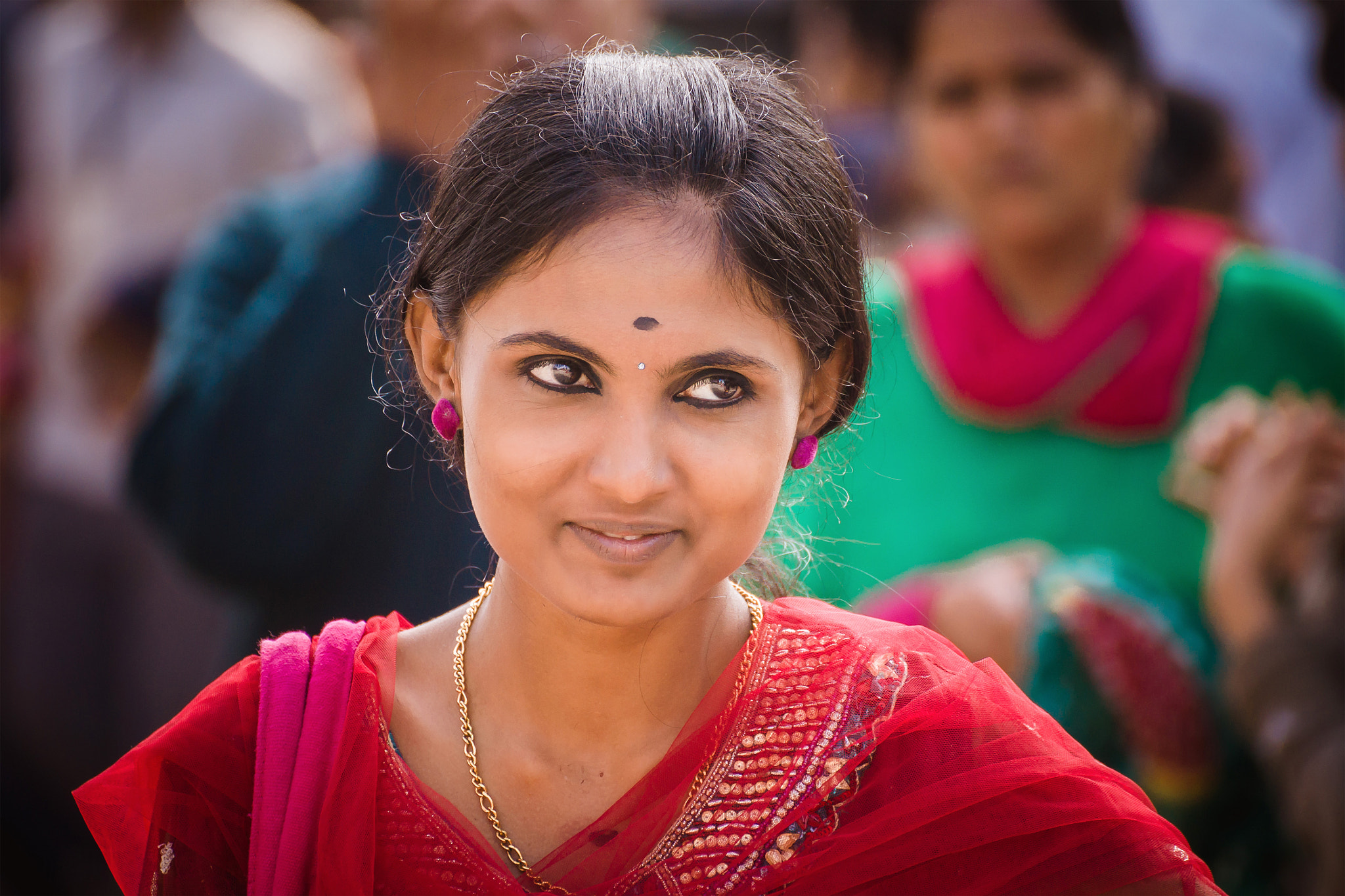 Tamron SP 70-300mm F4-5.6 Di USD sample photo. Indian girl photography