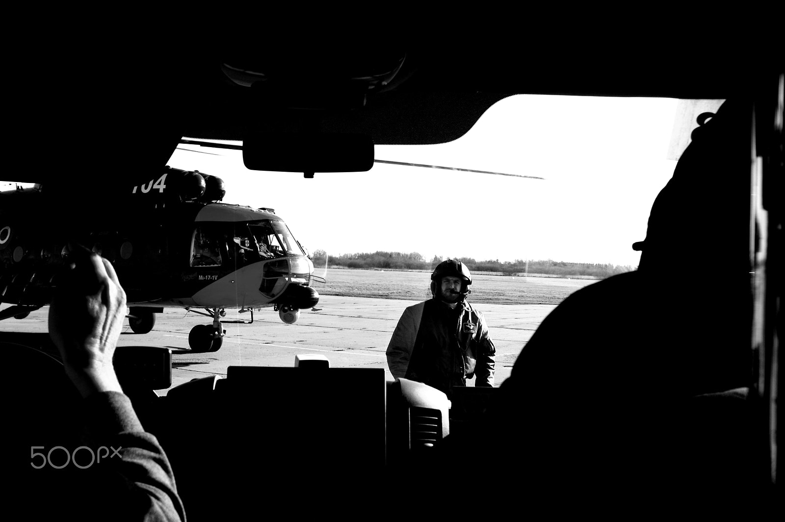 Sigma 18-200mm F3.5-6.3 DC sample photo. Helicopter photography