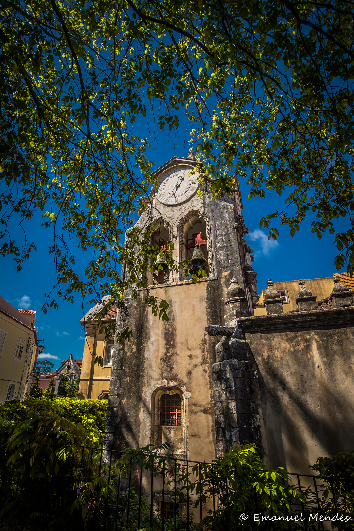 Olympus OM-D E-M10 sample photo. Shadows and towers photography