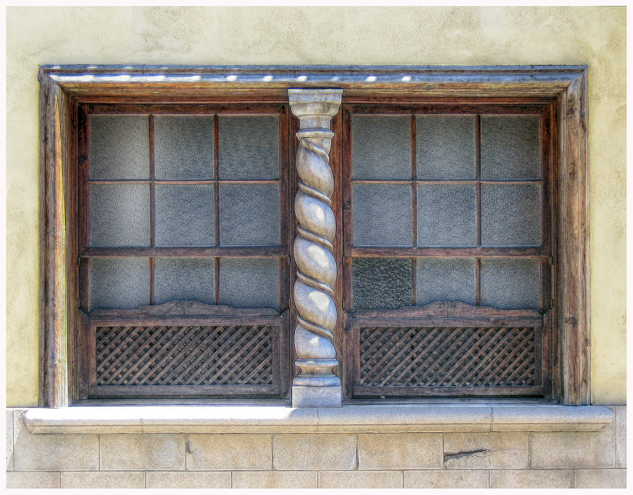 Canon DIGITAL IXUS 40 sample photo. Santa cruz de tenerife - serie windows photography