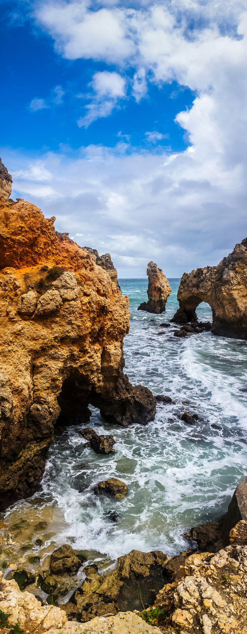 Sony SLT-A55 (SLT-A55V) sample photo. Vertical panorama of ponta da piedade photography