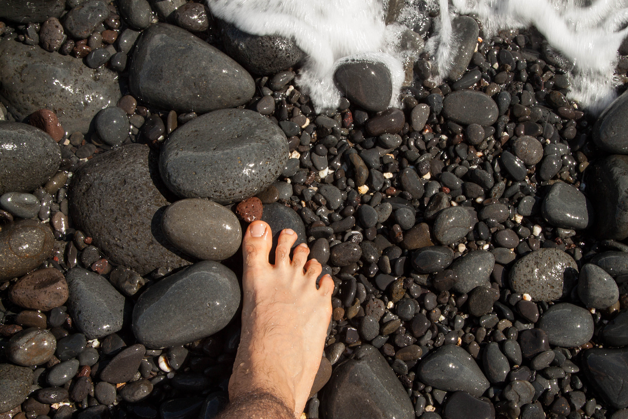 Canon EOS 500D (EOS Rebel T1i / EOS Kiss X3) sample photo. Volcanic rocks and the ocean photography