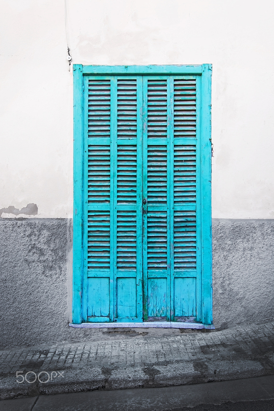 Nikon D7100 sample photo. Green door on rustic wall photography