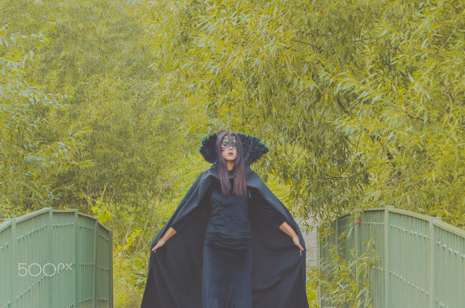 Sigma 18-250mm F3.5-6.3 DC OS HSM sample photo. Beautiful girl in a black mask and mantle photography