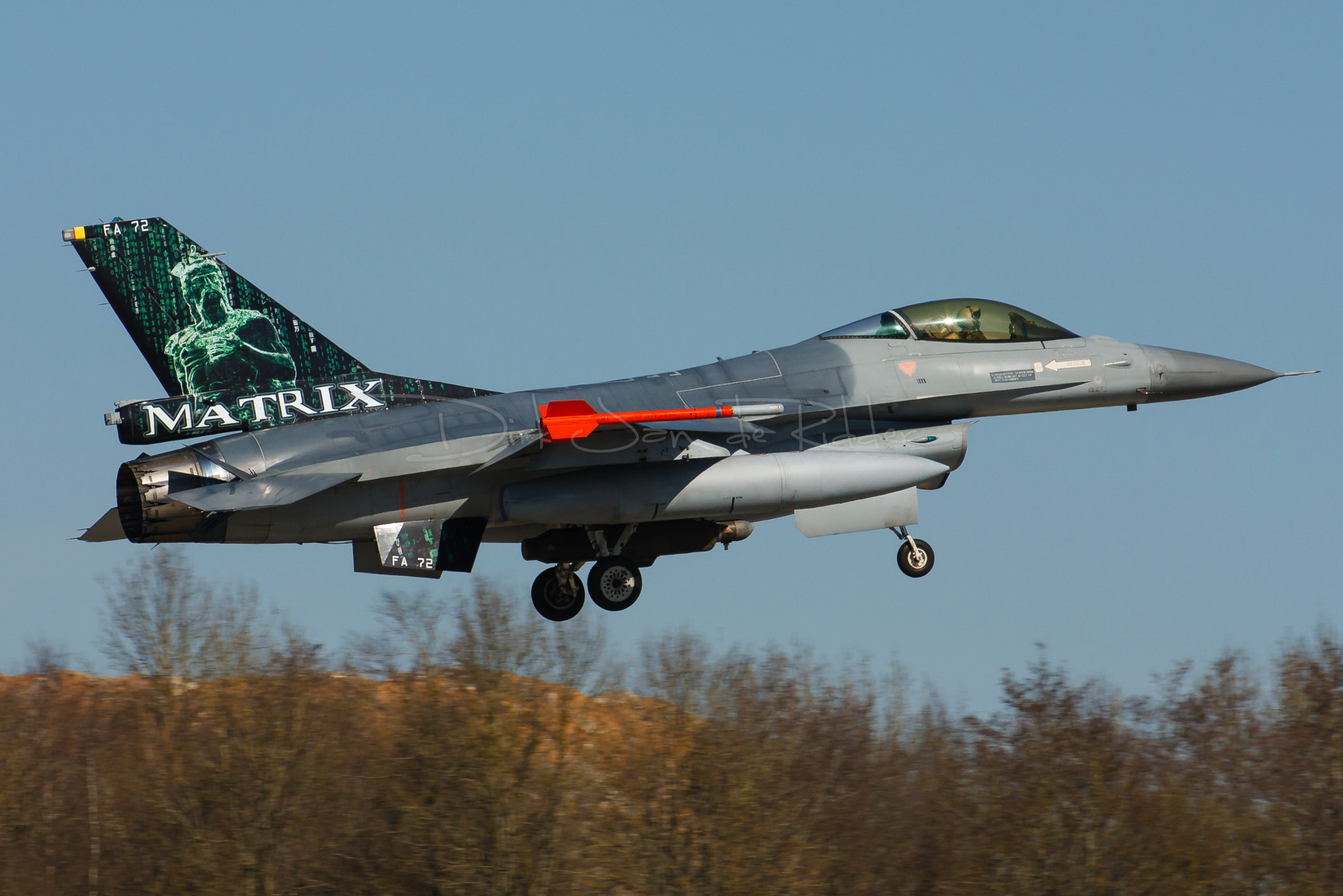 Canon EOS 40D + Canon EF 70-200mm F2.8L USM sample photo. Belgian air force f-16am fighting falcon fa-72 photography