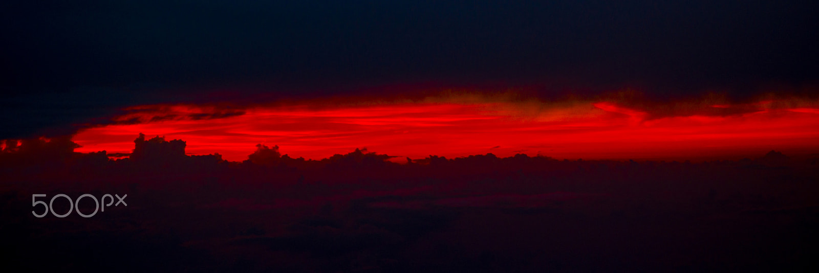 Sony 70-300mm F4.5-5.6 G SSM sample photo. The red in dawn photography