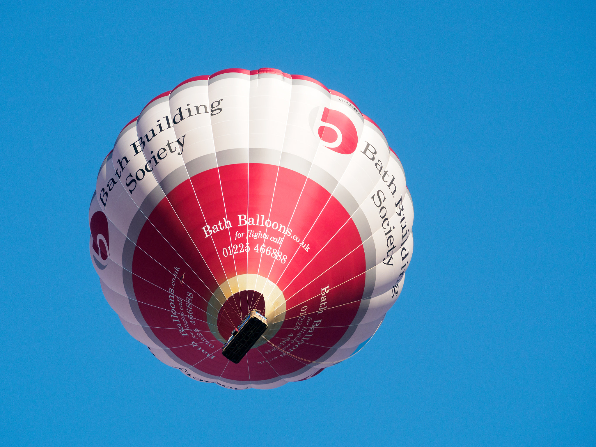 Olympus PEN-F sample photo. Hot air balloon flying over bath photography