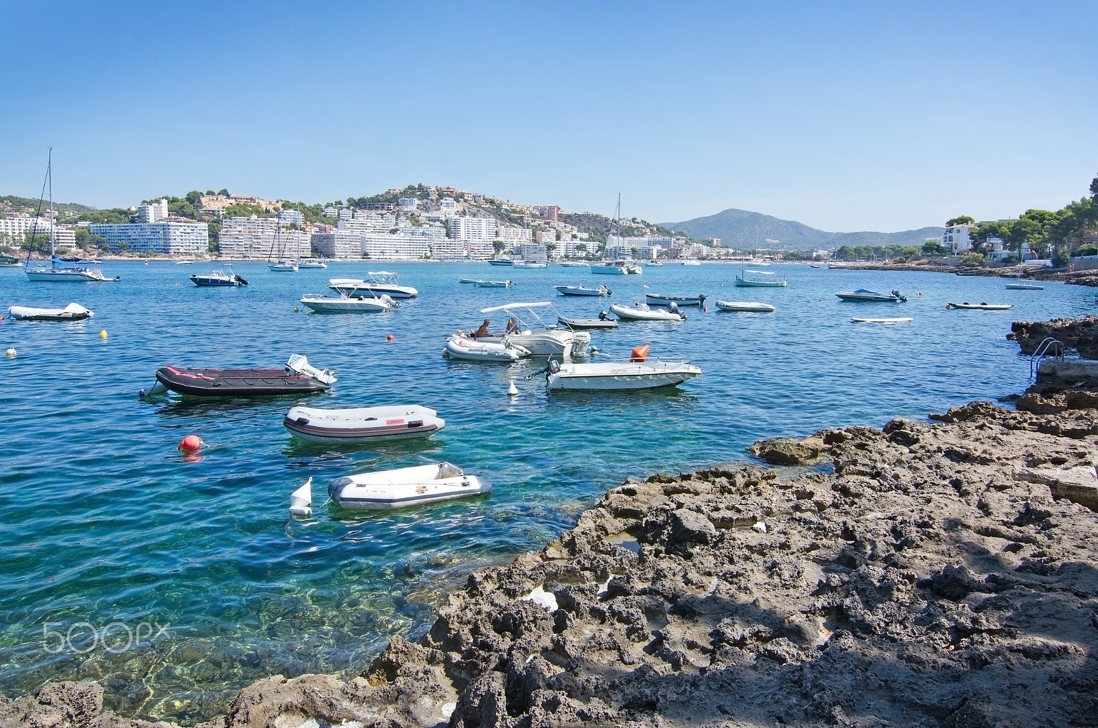 Nikon D7100 sample photo. Boats on turquoise mediterranean photography