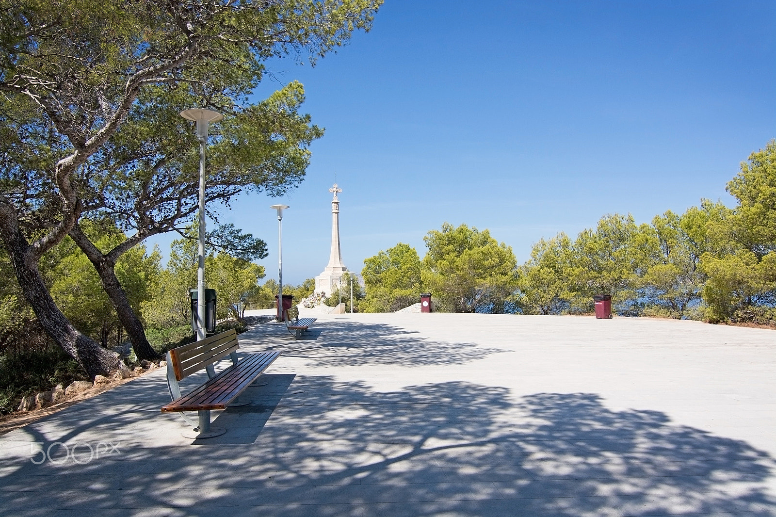 Nikon D7100 + Tamron SP 35mm F1.8 Di VC USD sample photo. King jaime memorial disembarkation cross photography