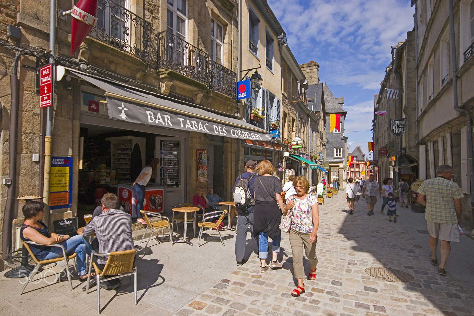 Canon EOS 80D + Sigma 10-20mm F4-5.6 EX DC HSM sample photo. Dinan - old town photography