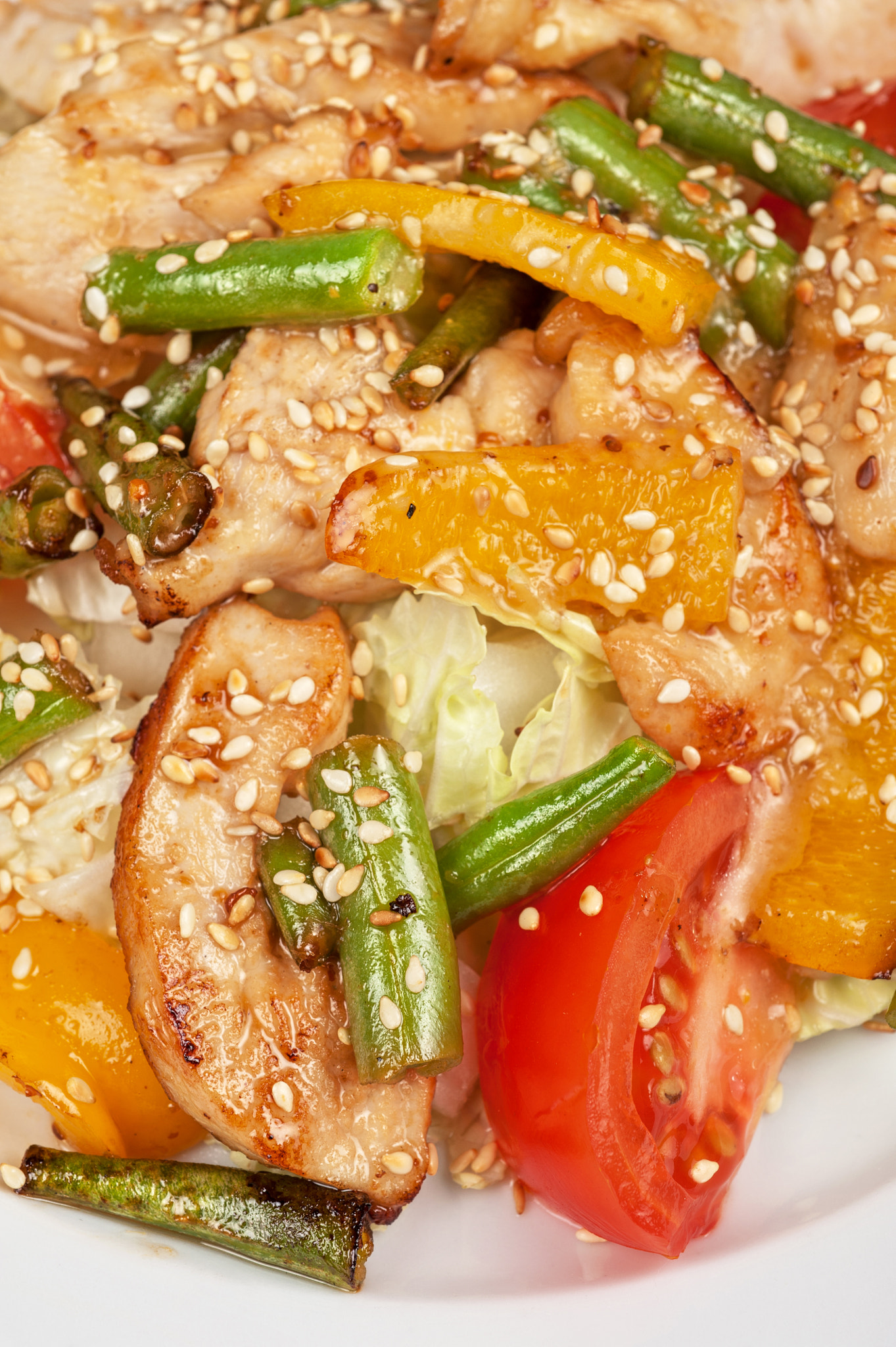 Nikon D700 + Nikon AF Micro-Nikkor 60mm F2.8D sample photo. Warm salad with chicken photography