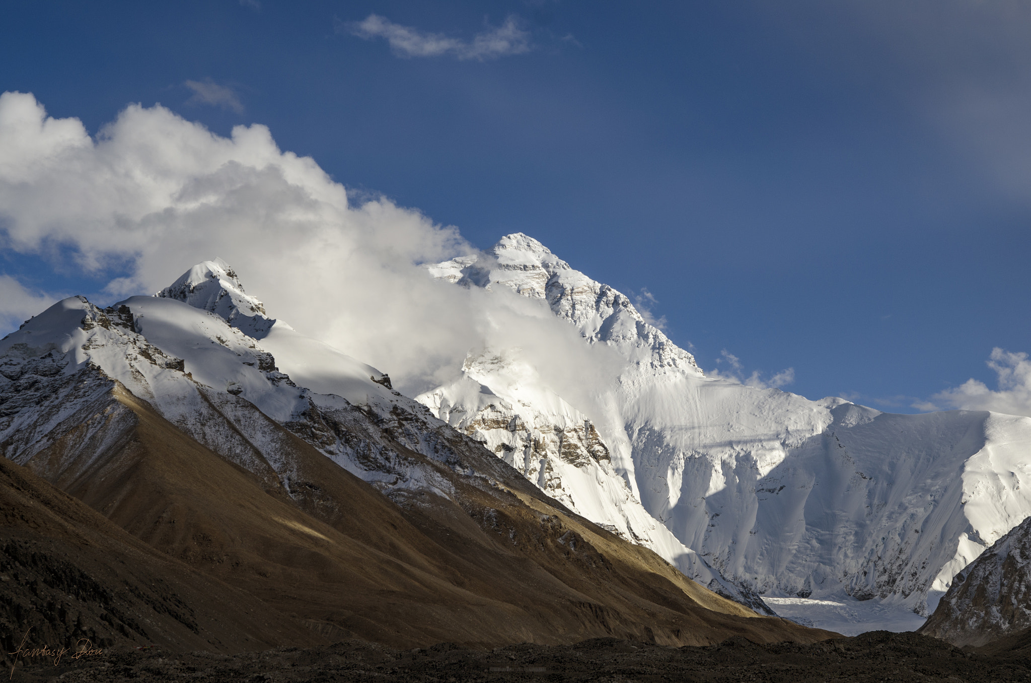 Nikon AF Nikkor 24-85mm F2.8-4D IF sample photo. The everest photography