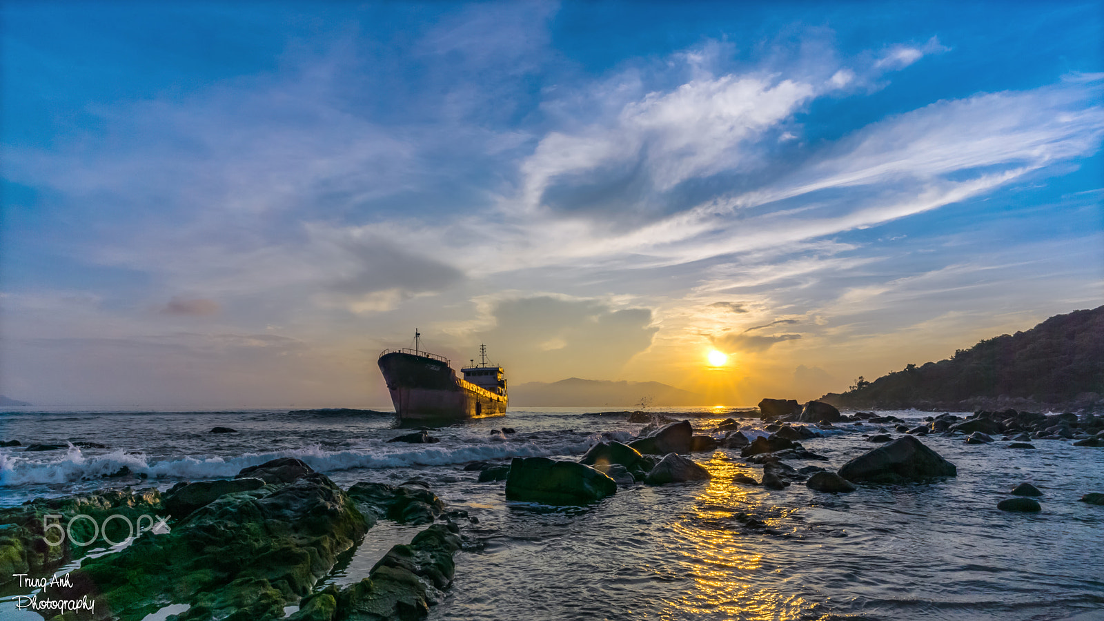 Sony a6000 sample photo. Sunrise on nam o beach - da nang - viet nam photography