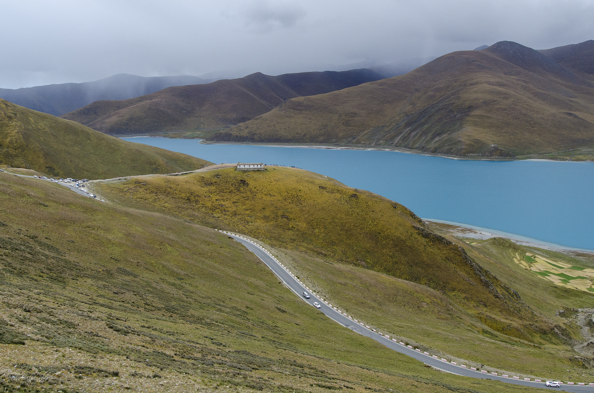 Nikon AF Nikkor 24-85mm F2.8-4D IF sample photo. Yamdork lake photography