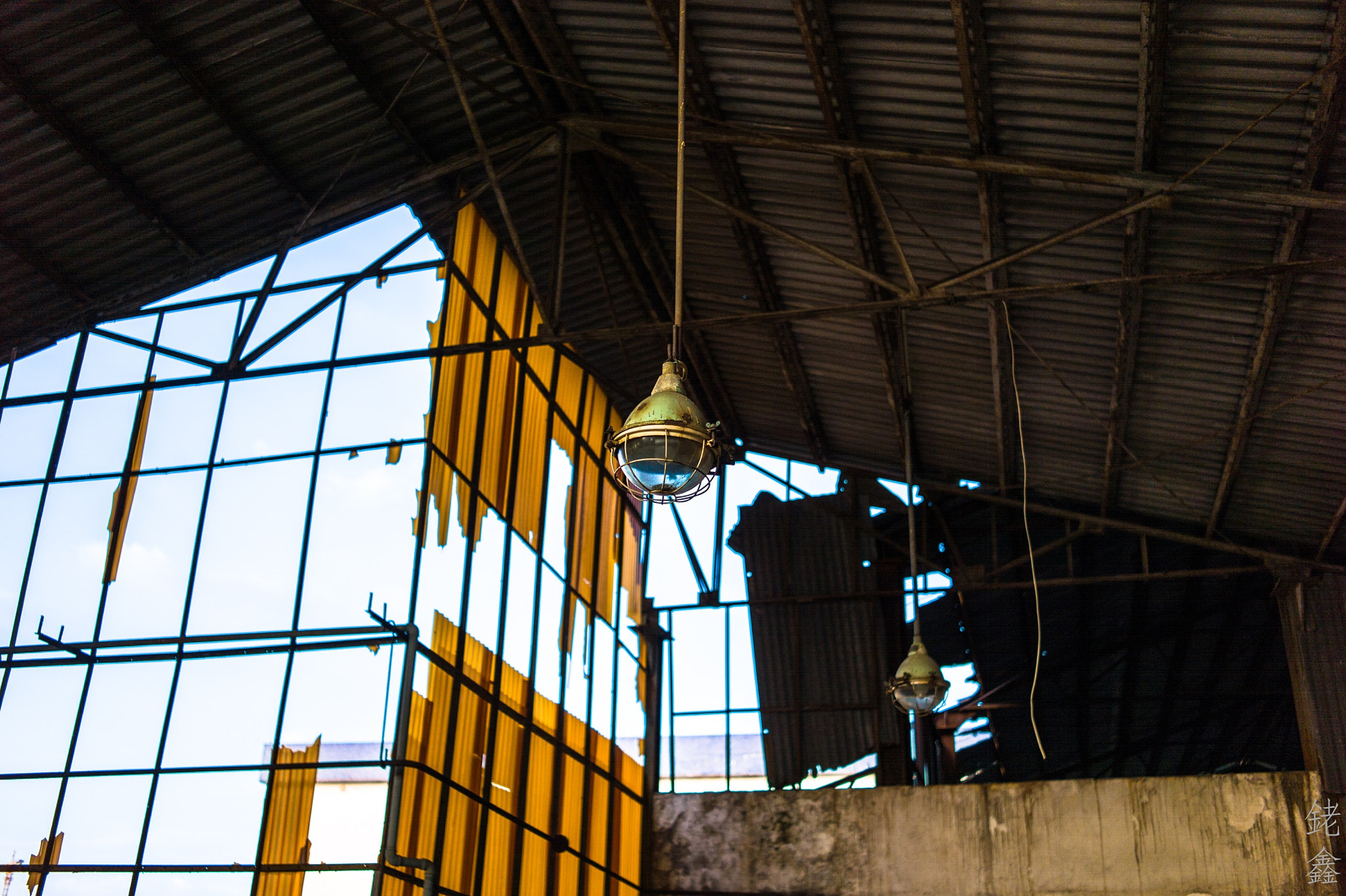 Leica Summarit-M 35mm F2.5 sample photo. Forgotten glory photography