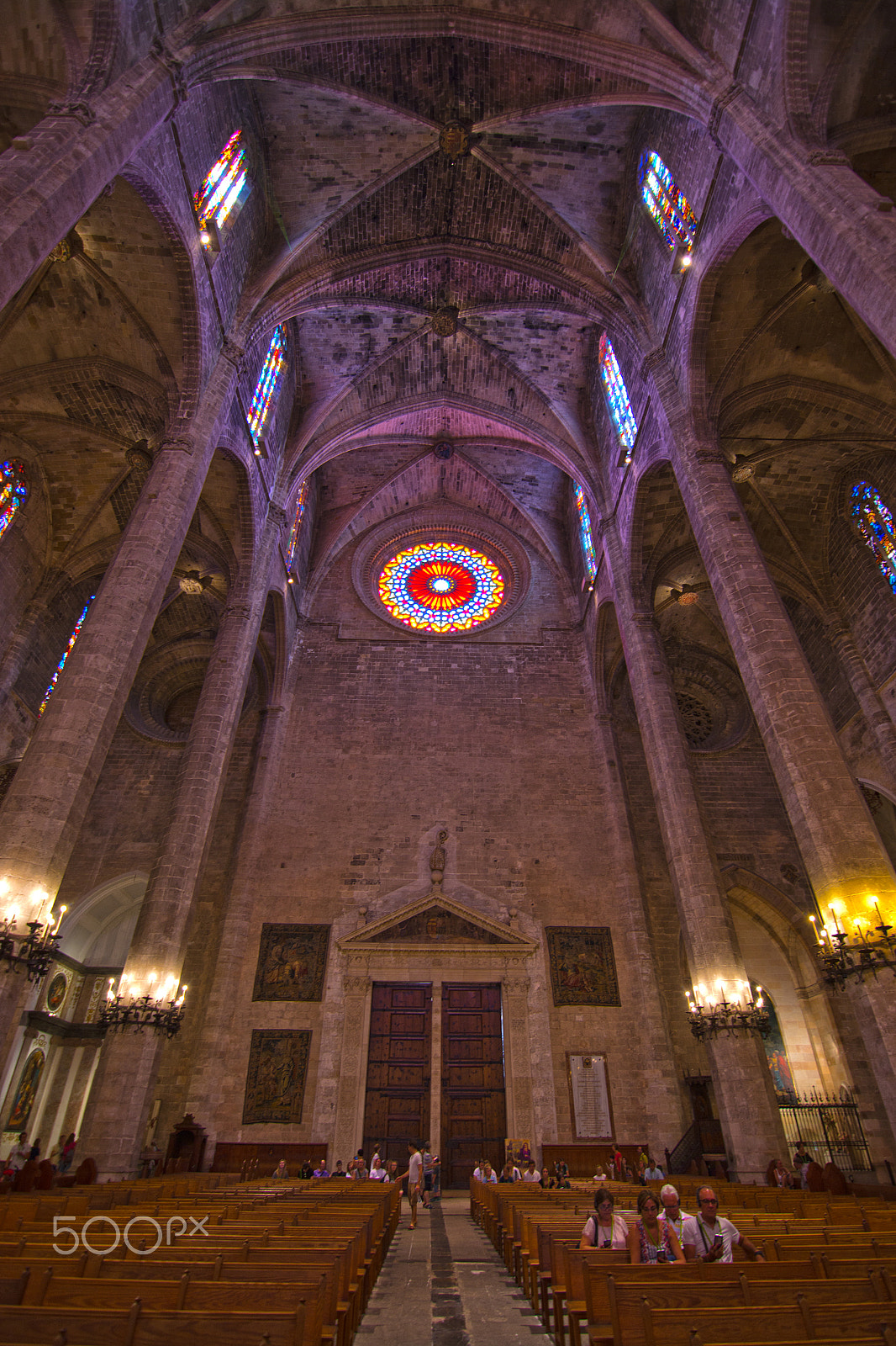 Sigma 8mm F3.5 EX DG Circular Fisheye sample photo. Interior details of la seu cathedral photography
