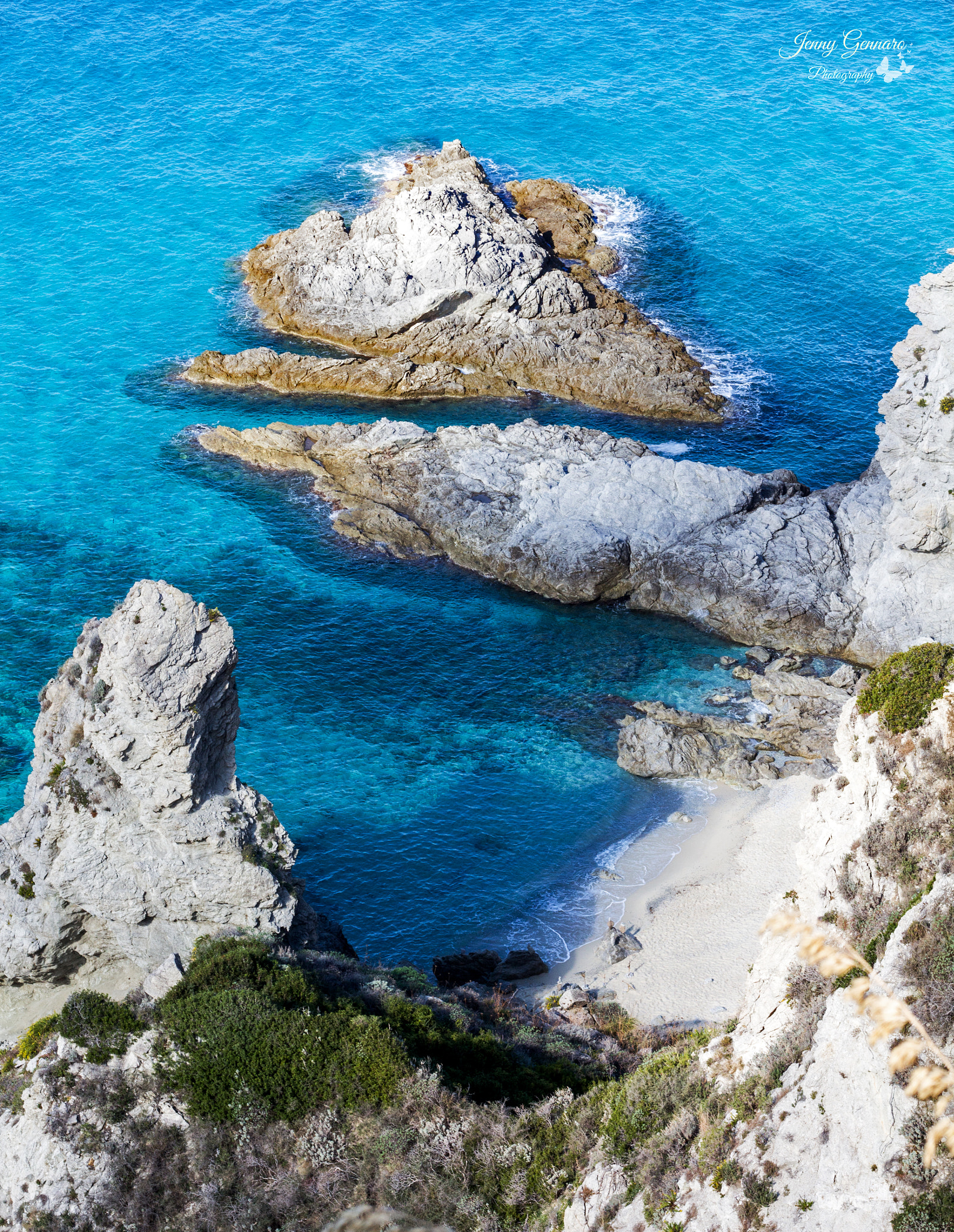 Canon EF 50mm f/1.8 sample photo. Capo vaticano - south italy photography