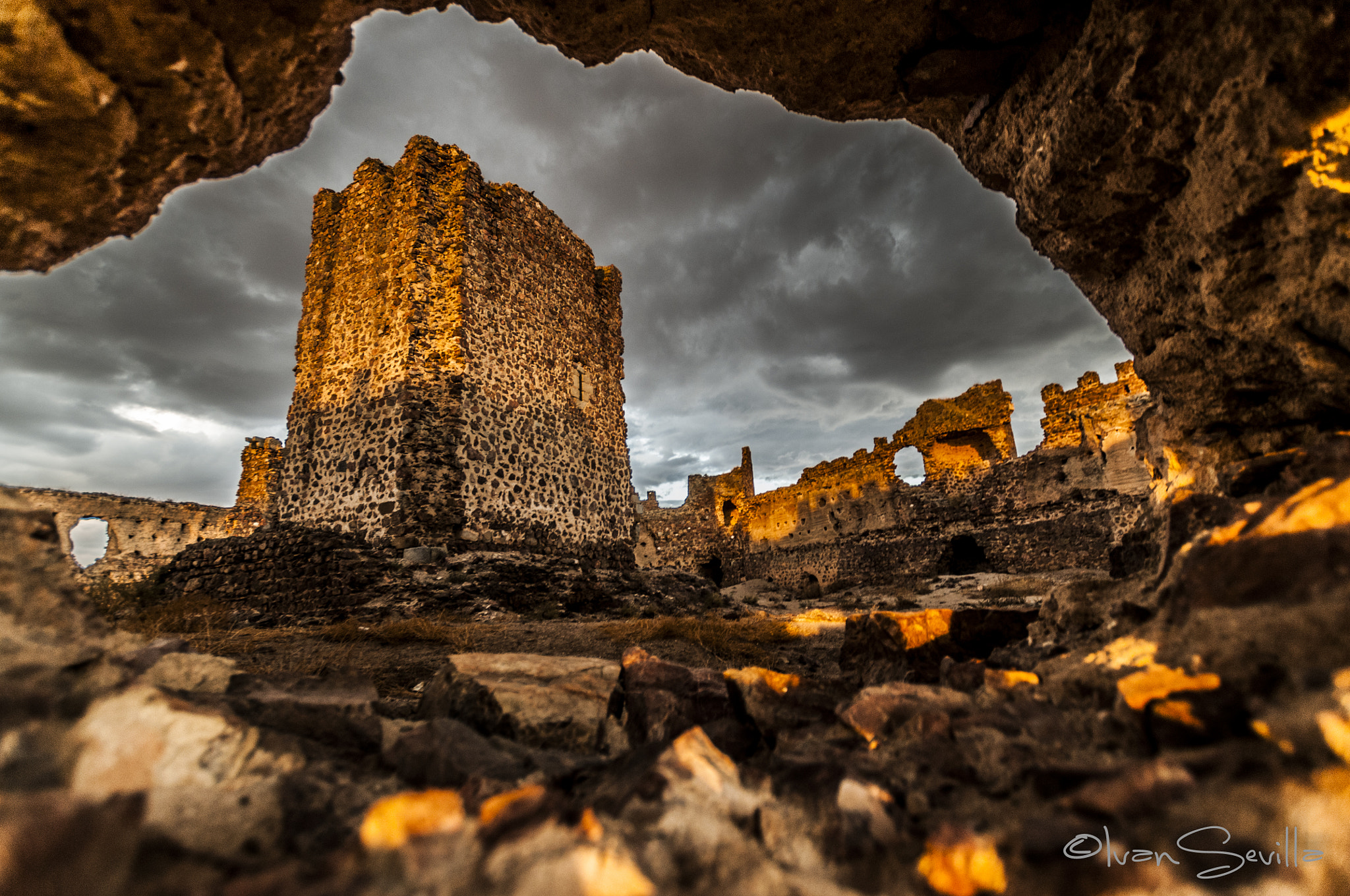 Nikon D300 + Sigma 10-20mm F3.5 EX DC HSM sample photo. Almonacid, toledo photography