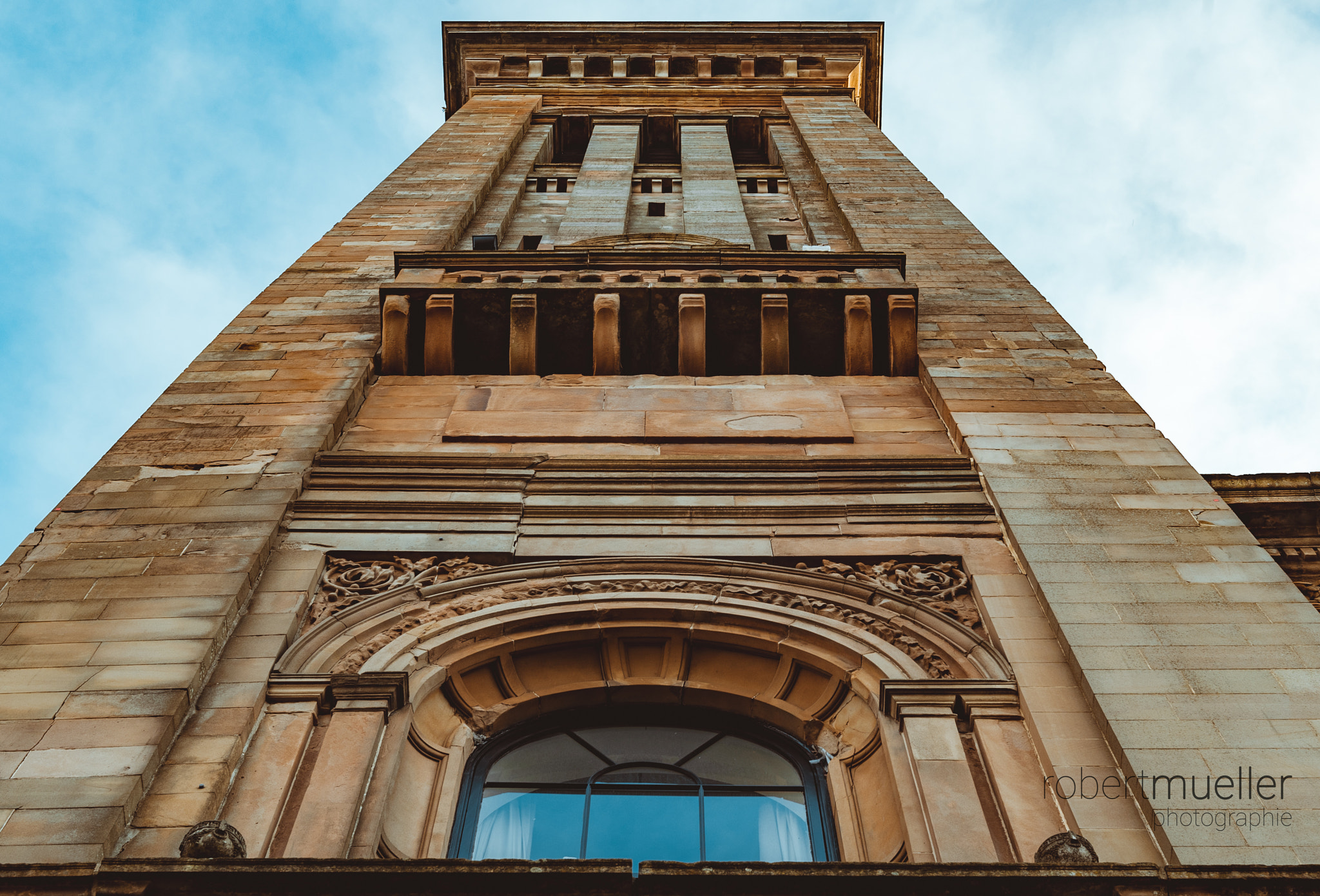 E 50mm F2 sample photo. Glasgow photography