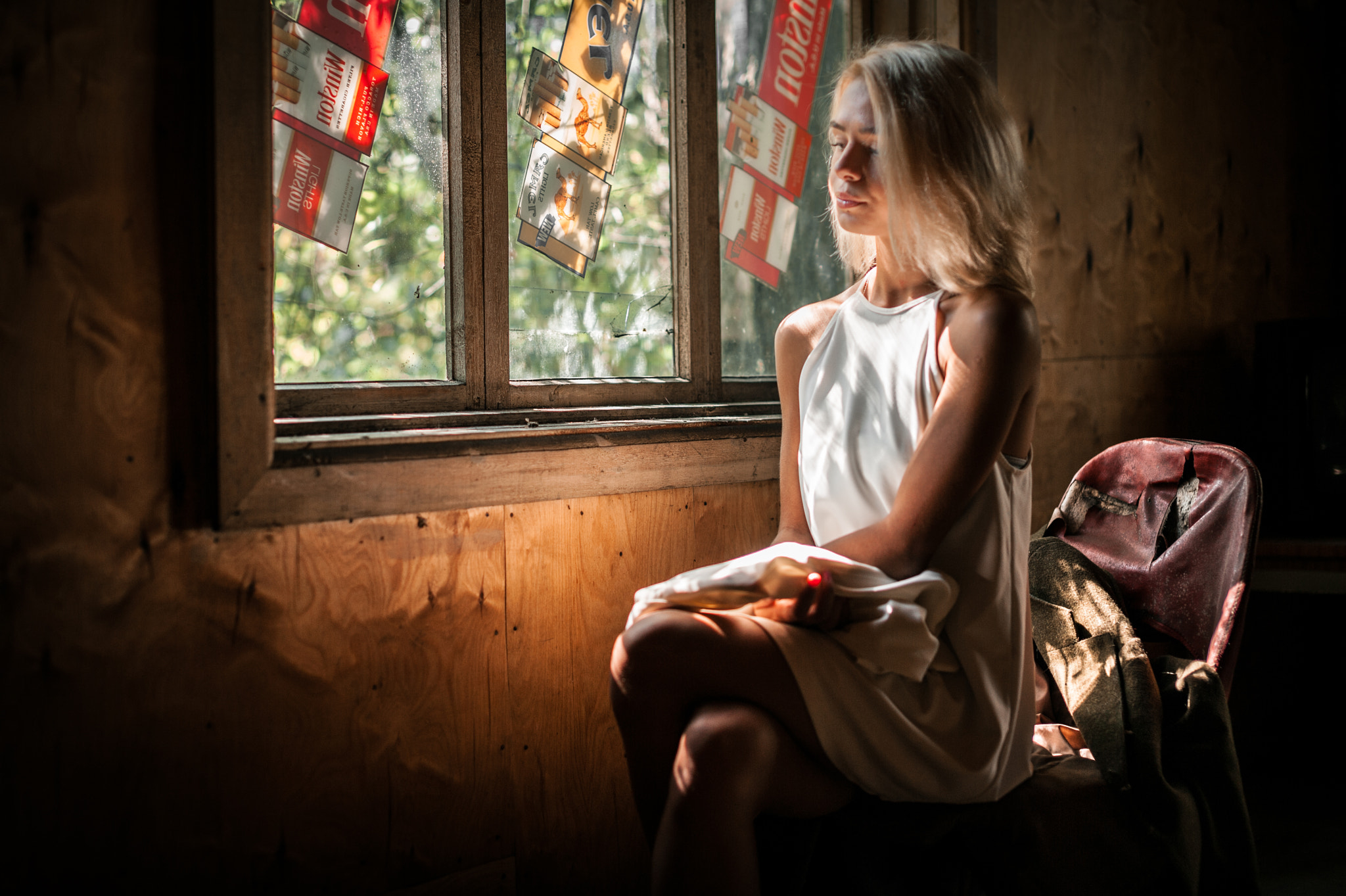 Nikon D700 + Sigma 50mm F1.4 EX DG HSM sample photo. Light reflections photography
