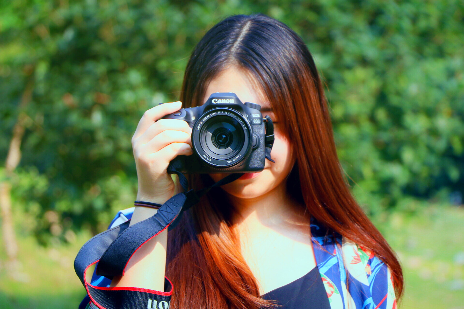 Canon EF-S 18-135mm F3.5-5.6 IS USM sample photo. My classmate photography
