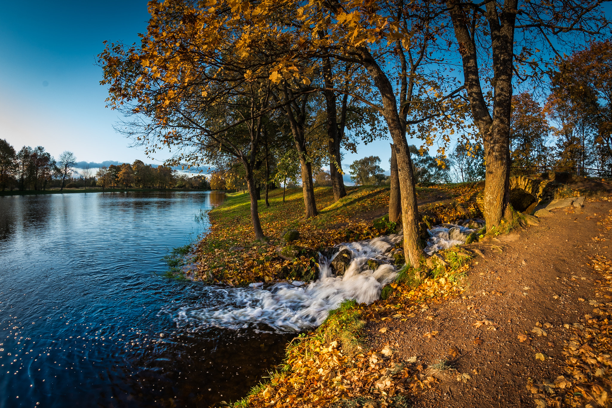 Nikon D750 + Samyang 8mm F3.5 Aspherical IF MC Fisheye sample photo. Autumn waterfall photography