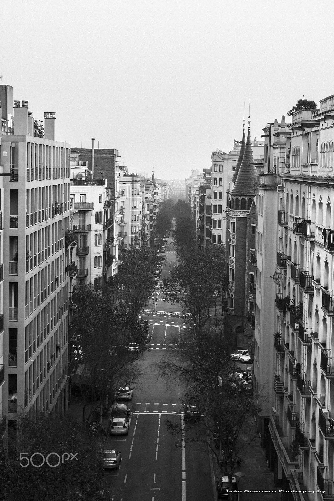 Canon EF-S 17-55mm F2.8 IS USM sample photo. Barcelona. photography