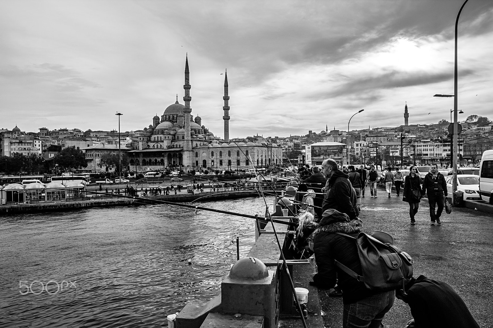 Tamron SP AF 17-50mm F2.8 XR Di II LD Aspherical (IF) sample photo. Fishing time on the bridge photography