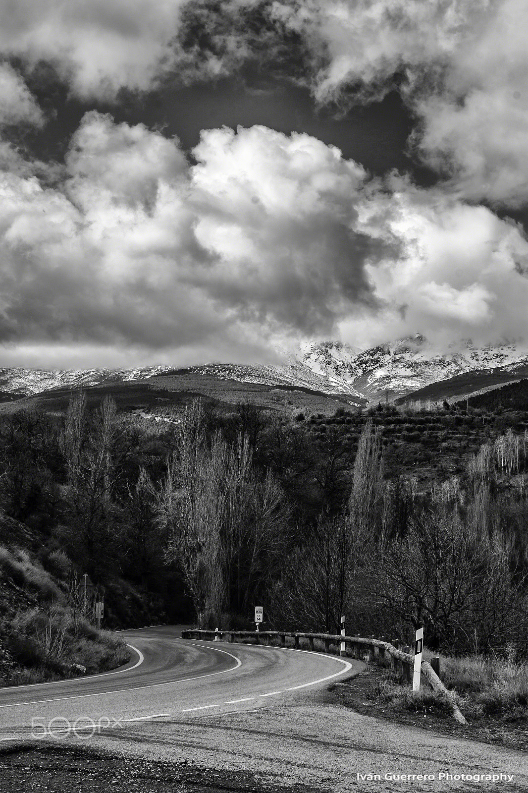 Canon EF-S 17-55mm F2.8 IS USM sample photo. Granada, sierra nevada. photography