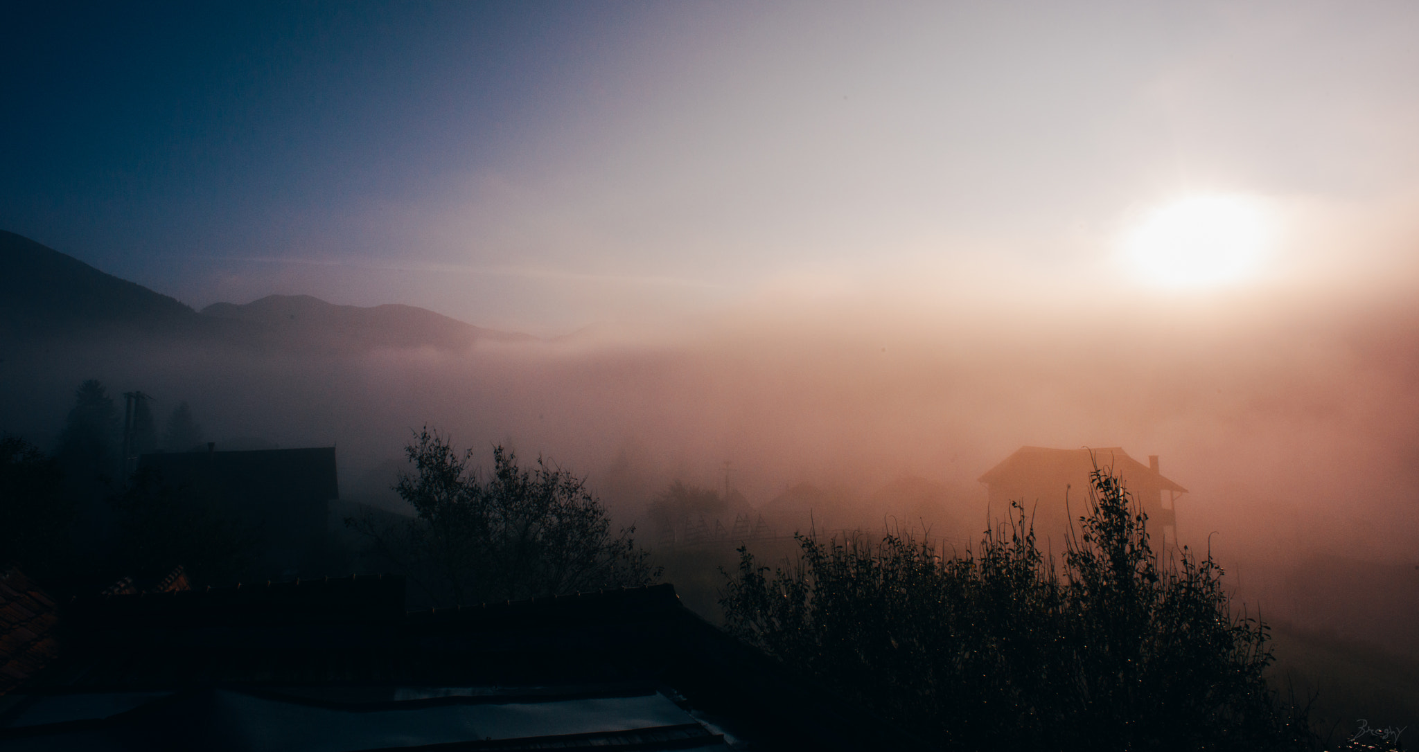Nikon D800 + Nikon AF Nikkor 20mm F2.8D sample photo. House of misty sun photography