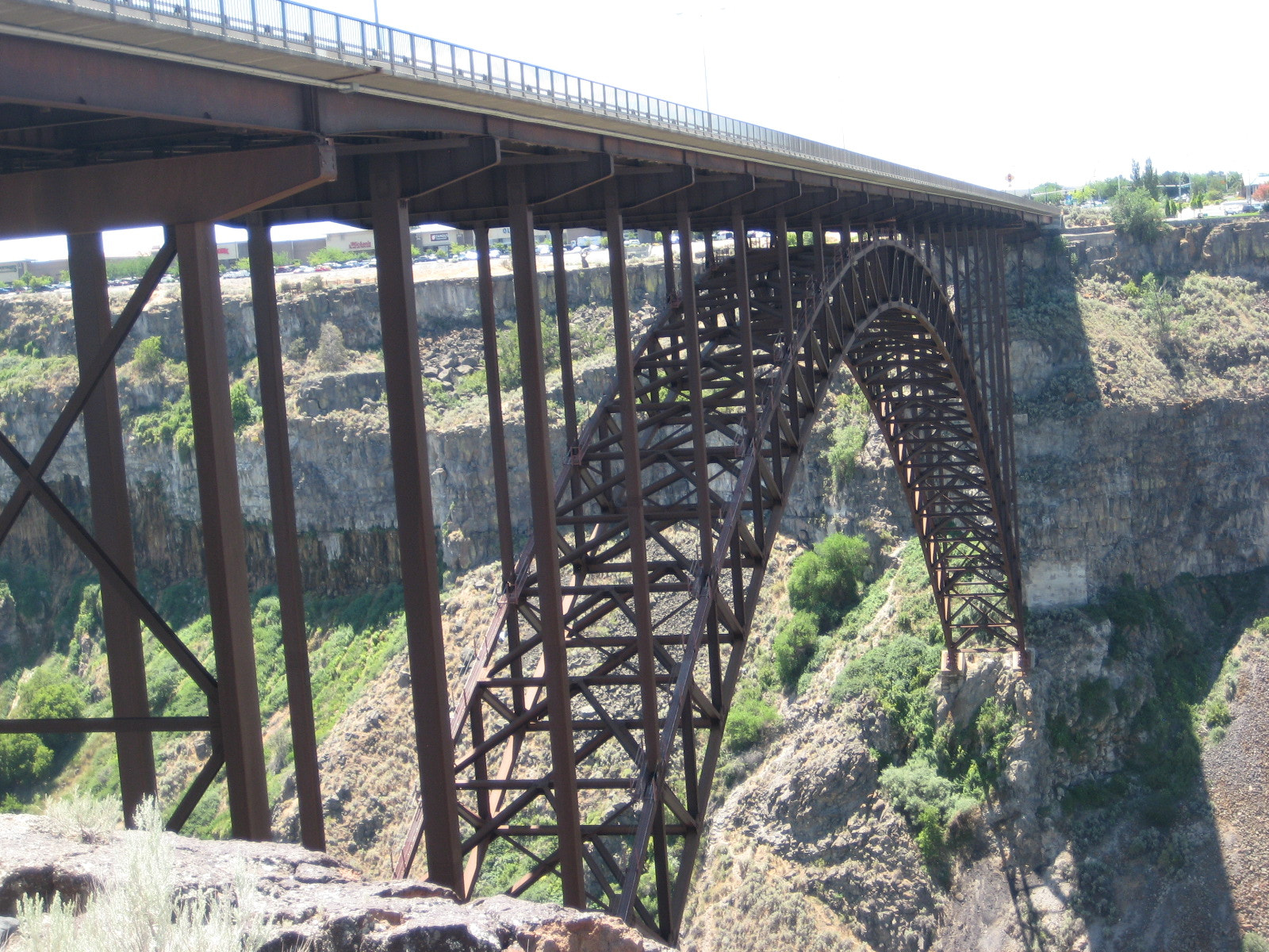 Canon POWERSHOT SD750 sample photo. Under the bridge..twin falls idaho ,incredible photography