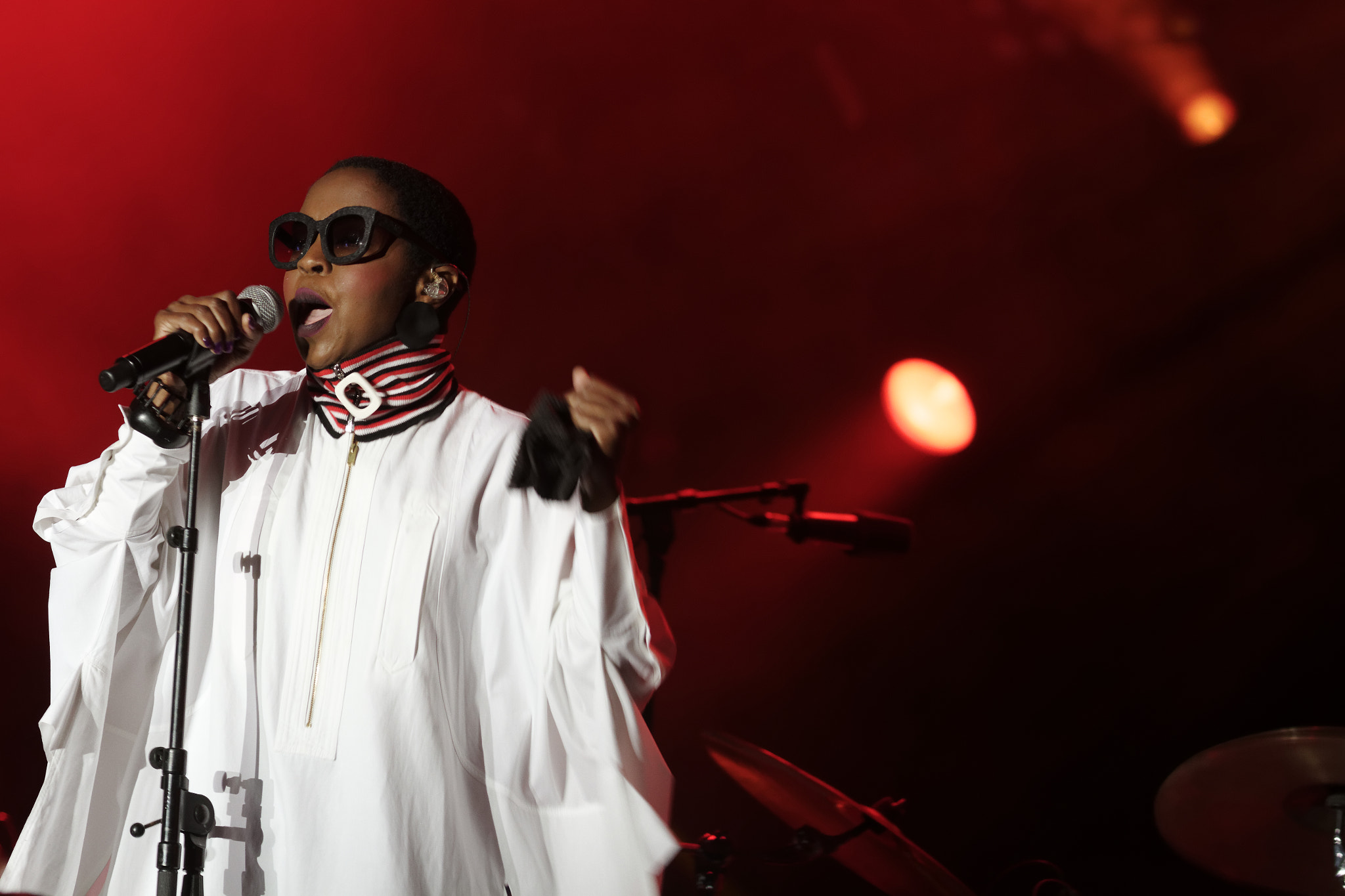 Canon EF 200mm f/2.8L sample photo. Ms lauryn hill soul in orange photography