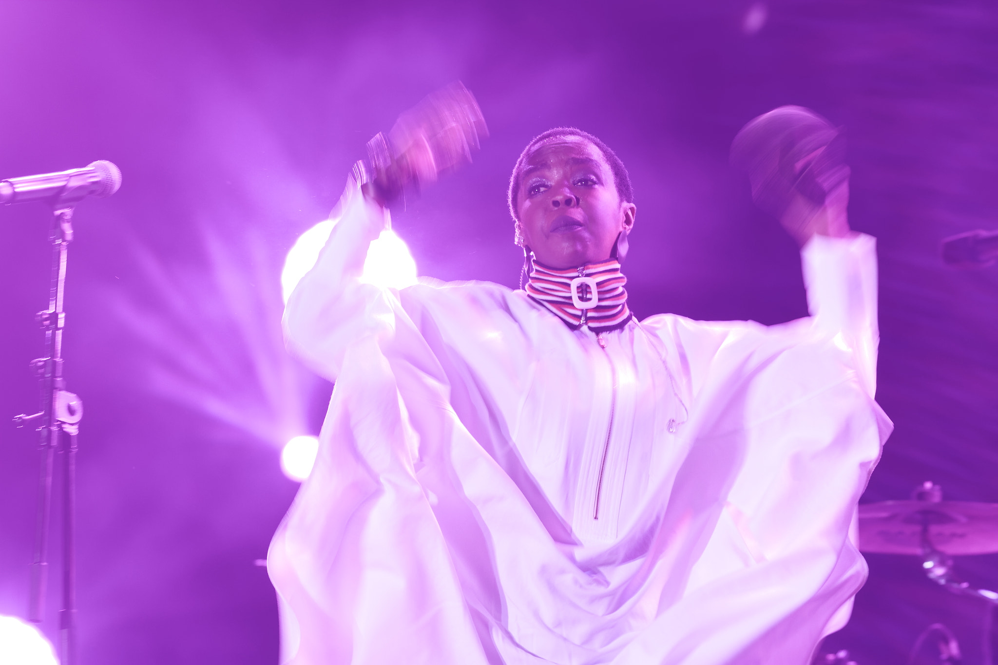 Canon EOS 7D + Canon EF 200mm f/2.8L sample photo. Ms lauryn hill soul in pink photography