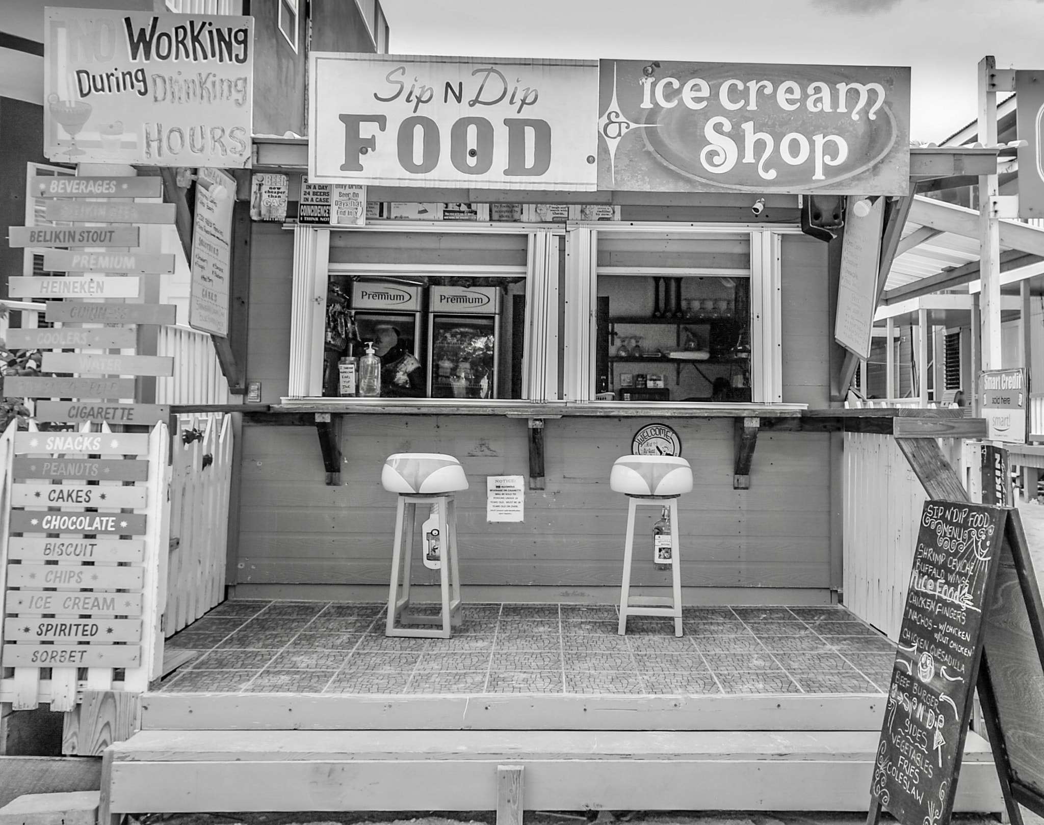 Sigma 10-20mm F4-5.6 EX DC HSM sample photo. Ice cream anyone? photography