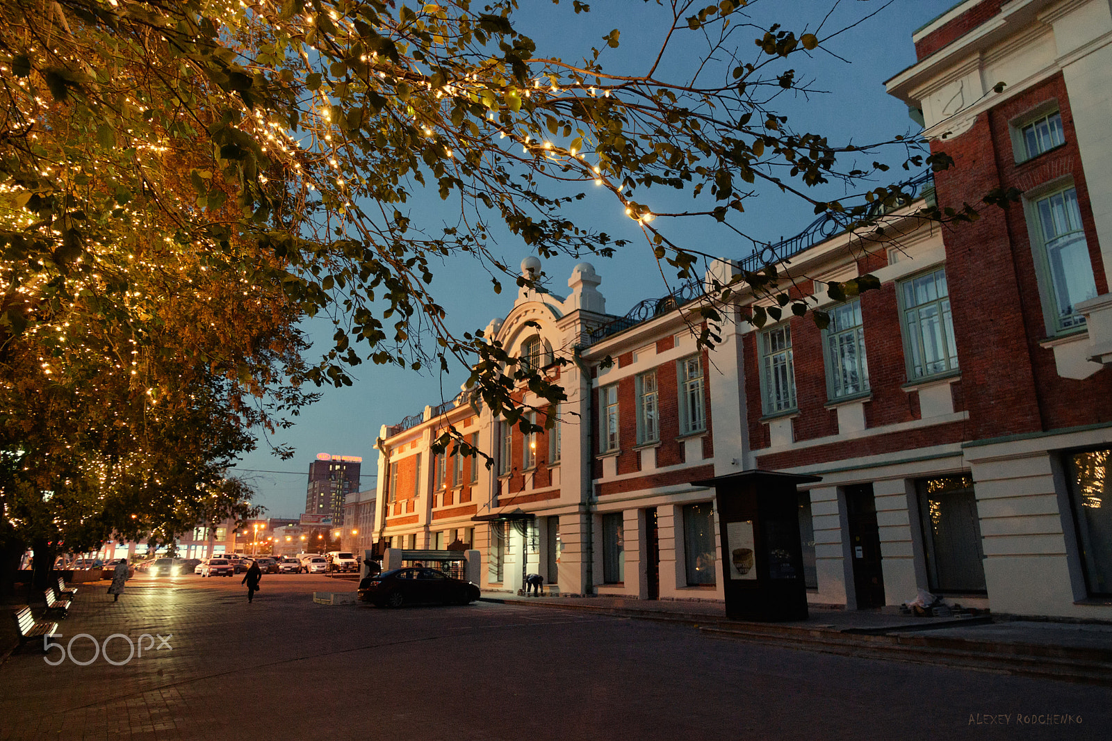 Canon EOS 750D (EOS Rebel T6i / EOS Kiss X8i) sample photo. Evening lights photography