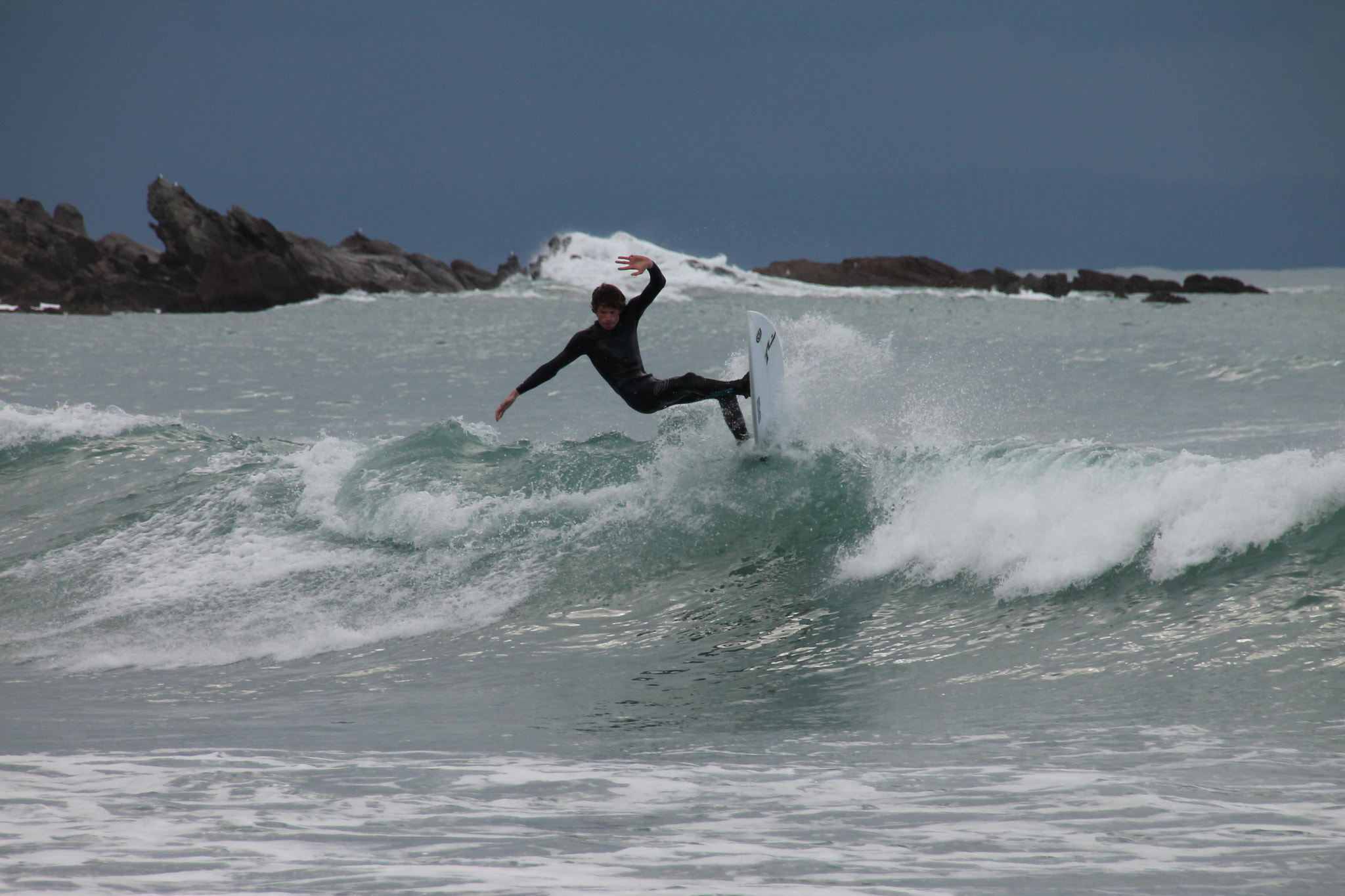 Canon EOS 1100D (EOS Rebel T3 / EOS Kiss X50) sample photo. Surfing the mount i photography