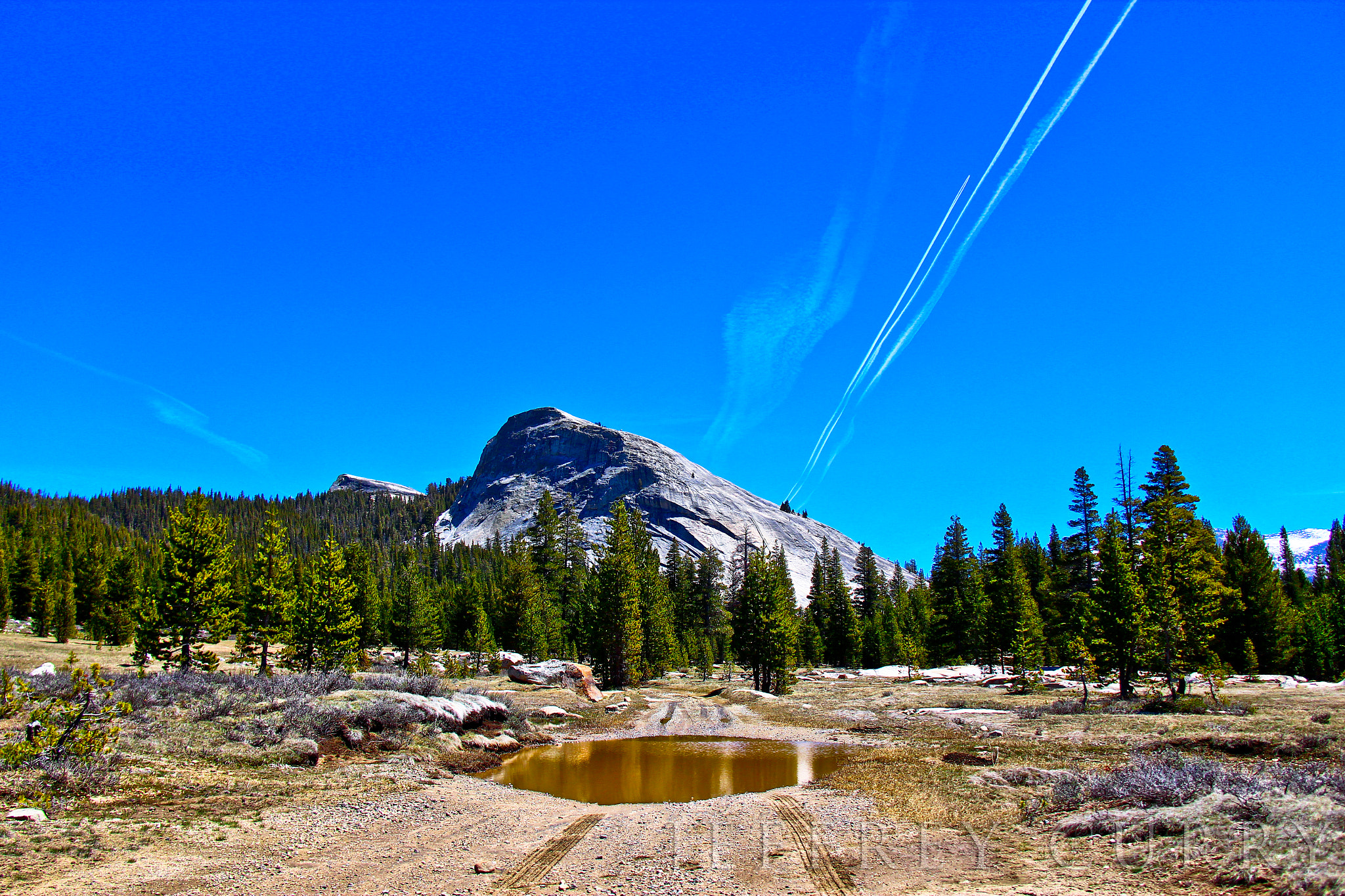 Canon EF-S 18-200mm F3.5-5.6 IS sample photo. Yosemite photography